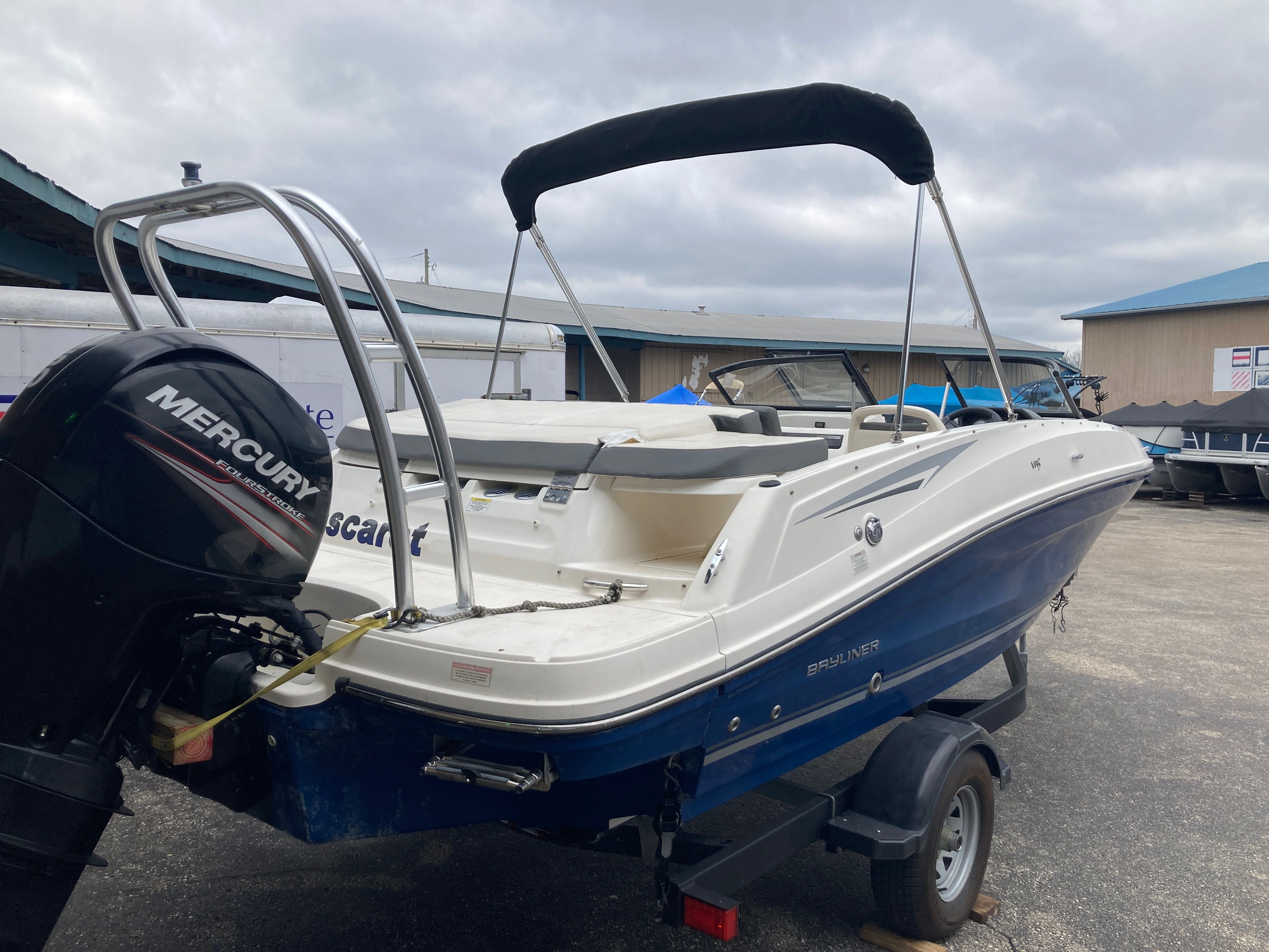 2017 Bayliner VR5 - 4