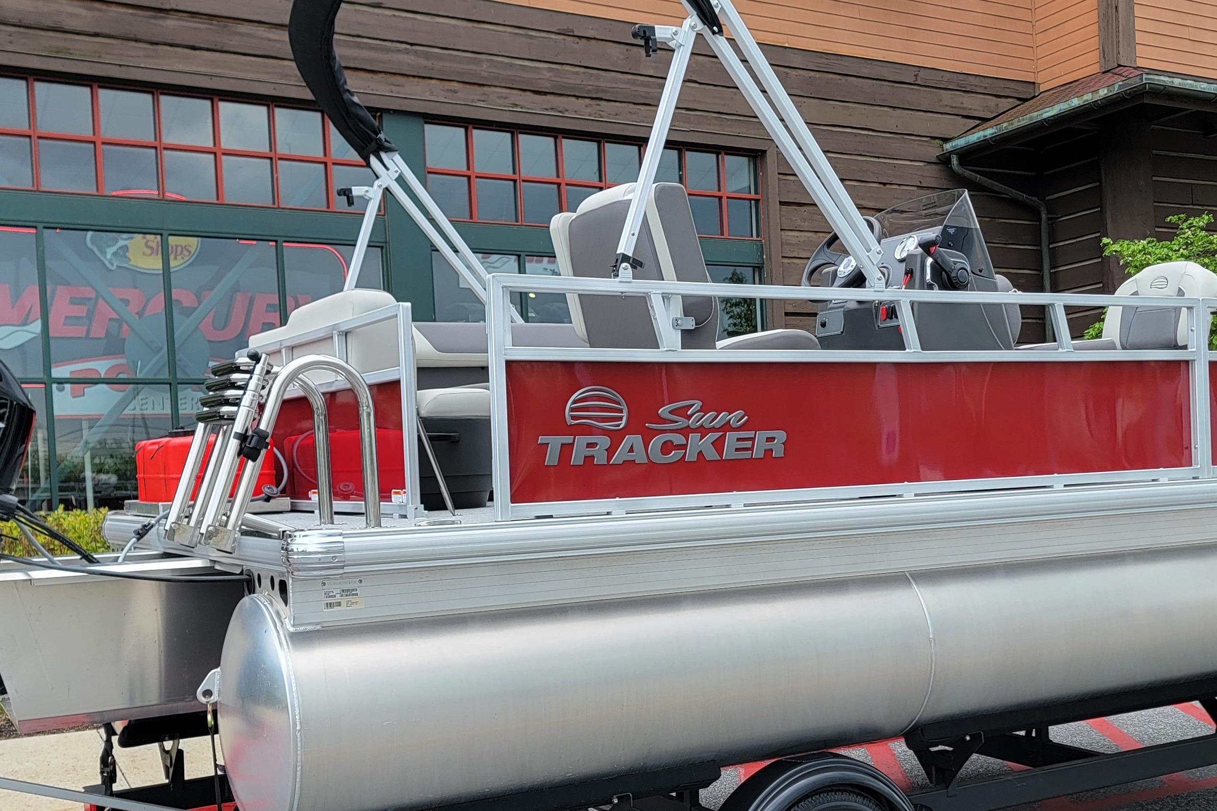2026 Sun Tracker Bass Buggy 16 XL Select
