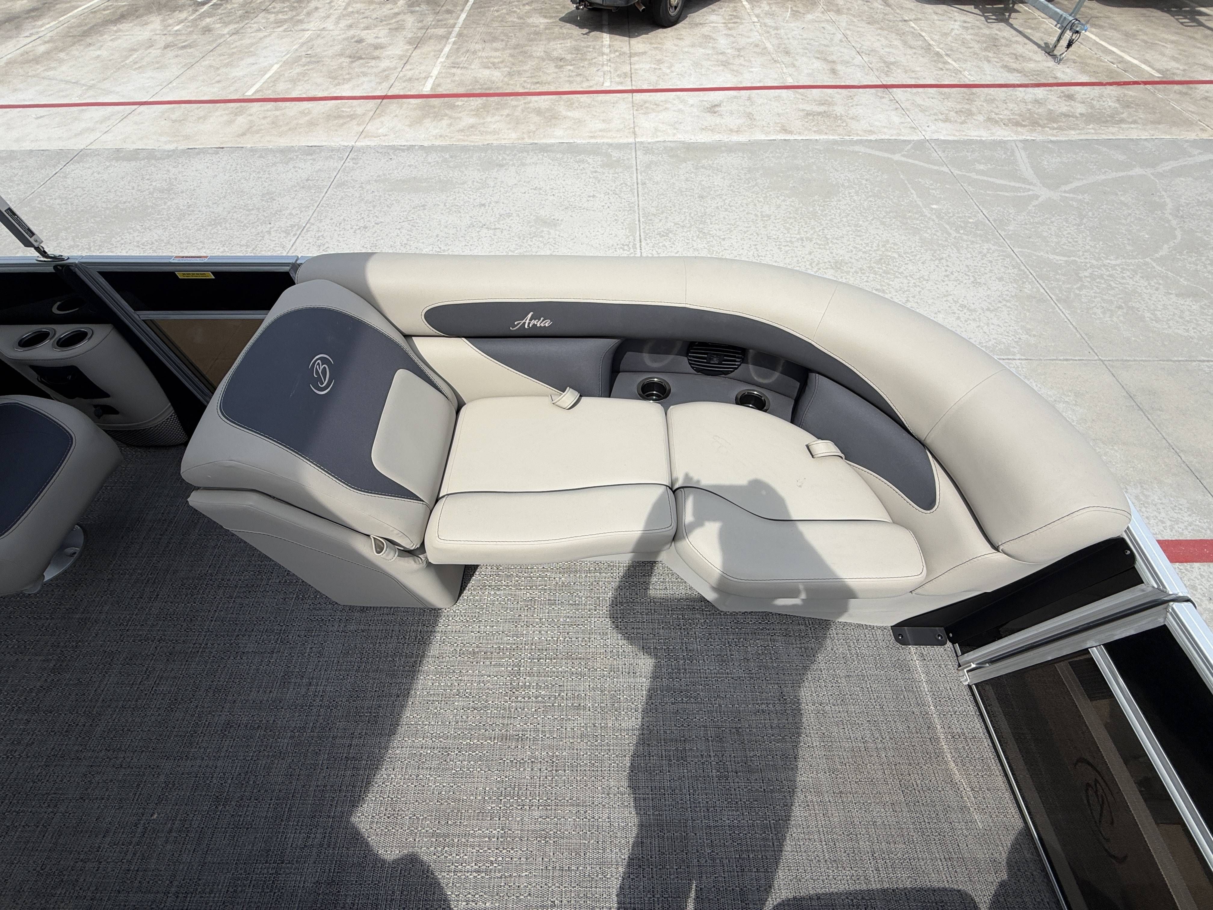 2024 Barletta A20UC - 12