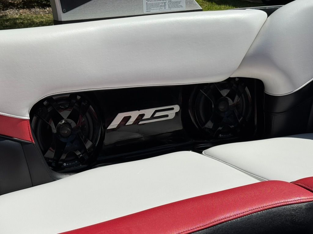 2018 MB B-52 23 - 15