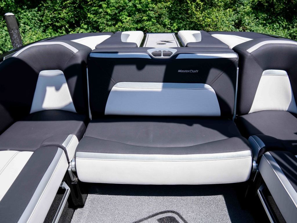 2018 MasterCraft XStar - 19