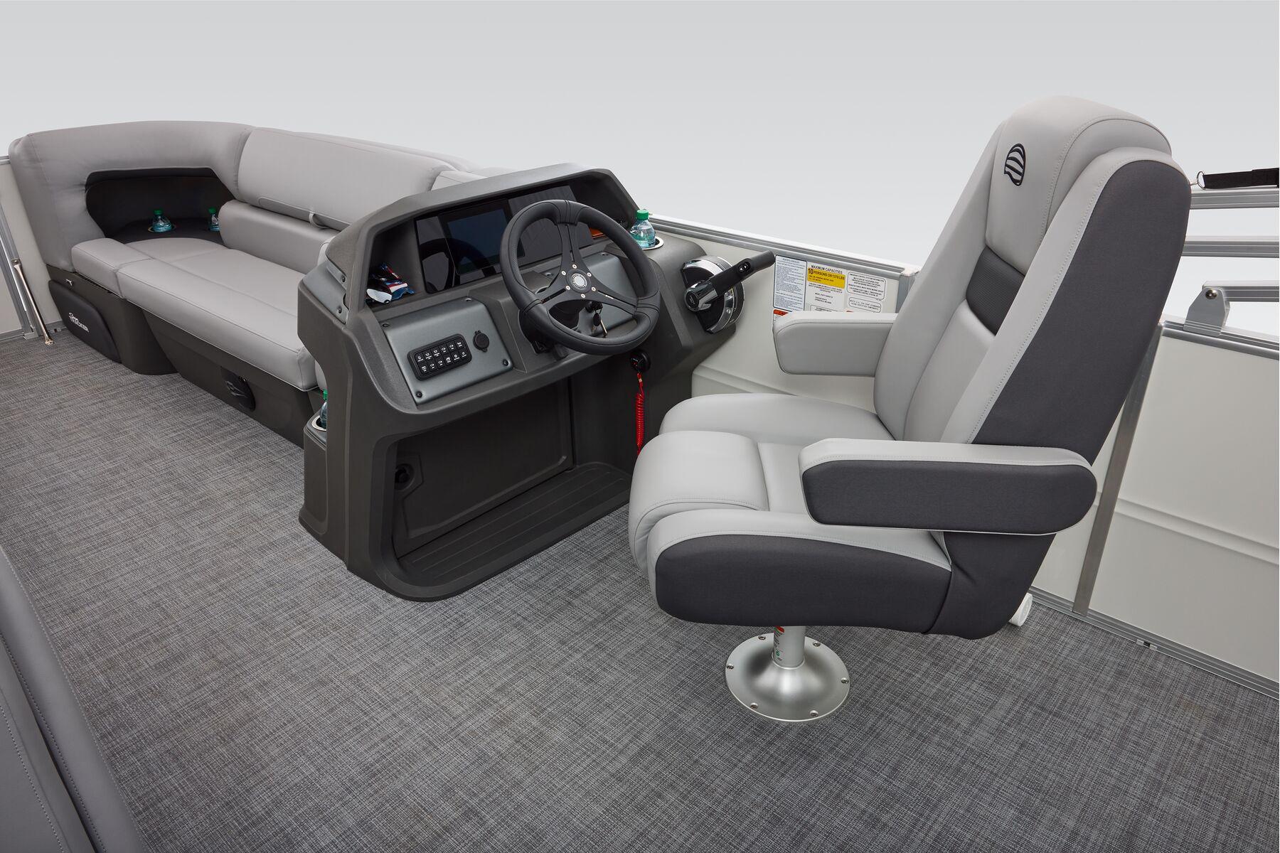 2026 Sun Tracker Party Barge 20 DLX - 43