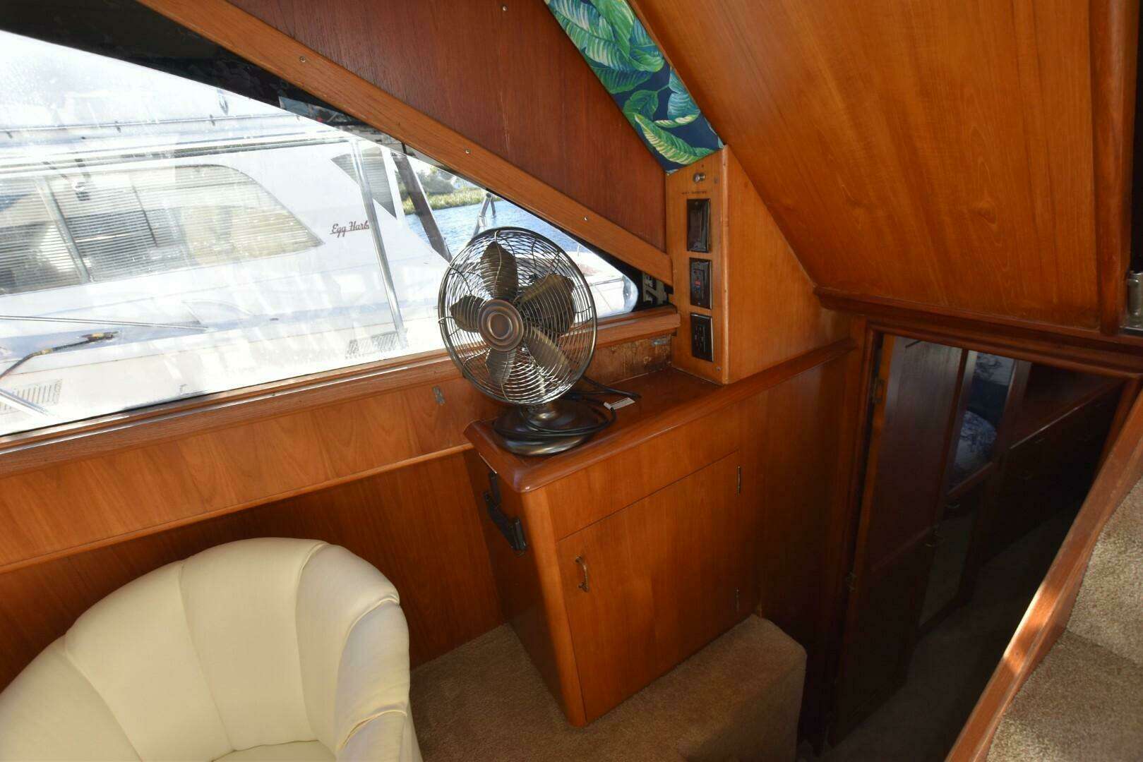 1993 Ocean Yachts 44 Motoryacht - Image 29
