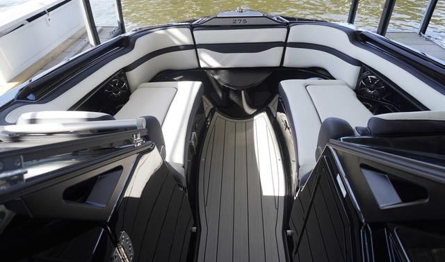 2025 Yamaha Boats 275SD - 2