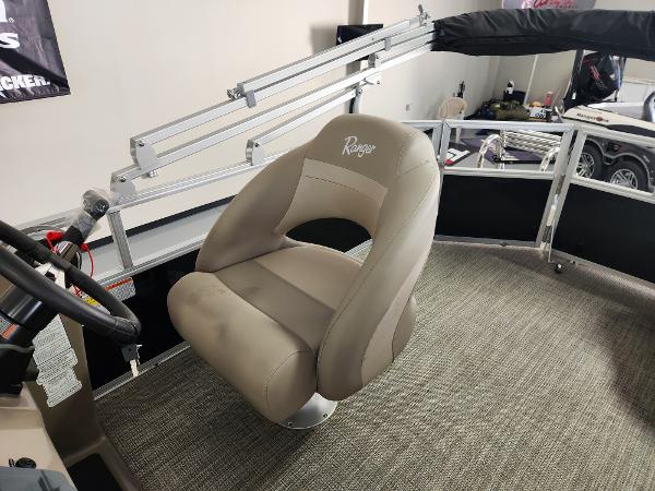 Captain's chair on a 2025 Ranger 200C boat, featuring a sleek design and comfortable seating.