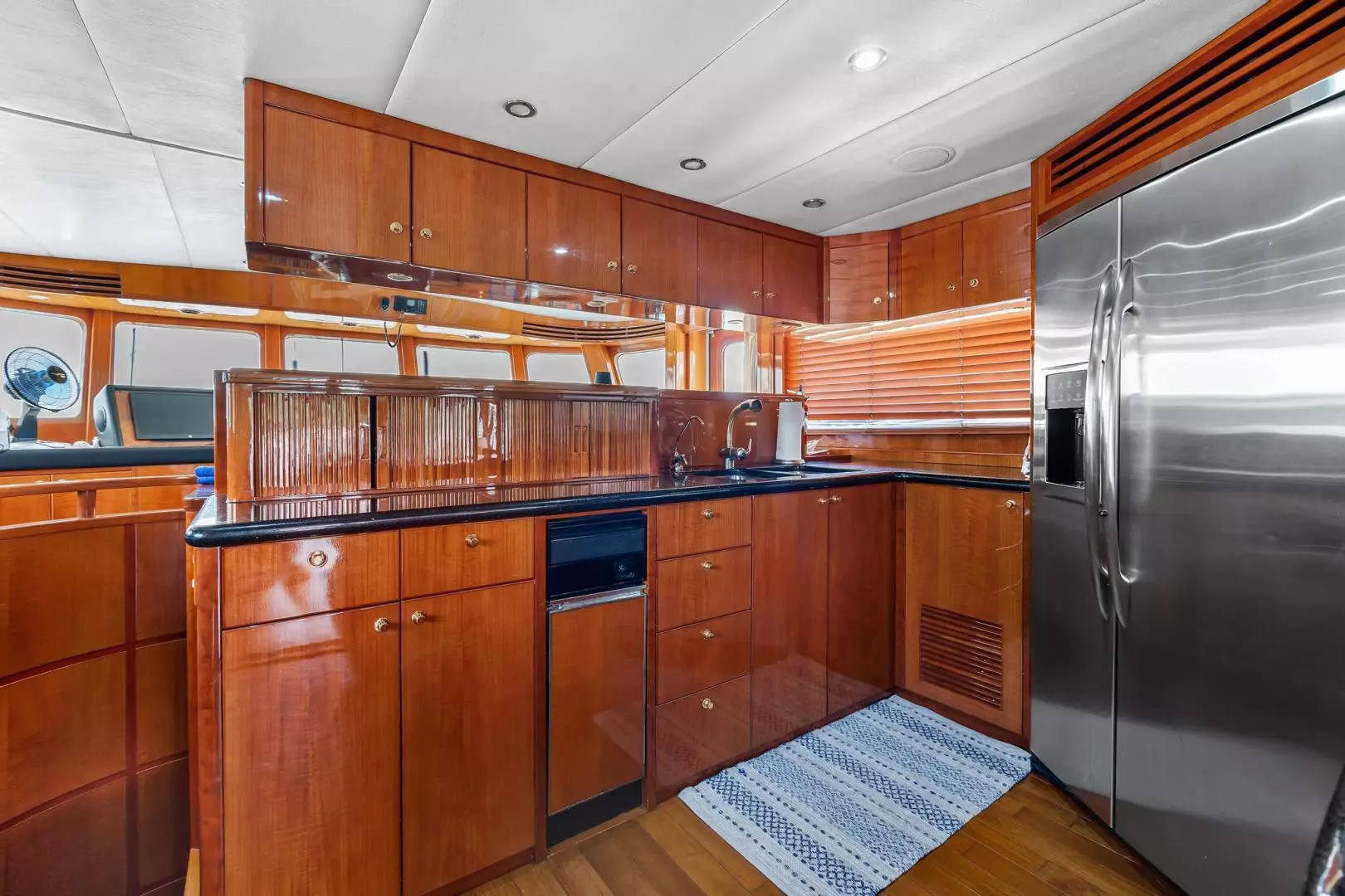 2006 Jefferson Starship Pilothouse - Image 32