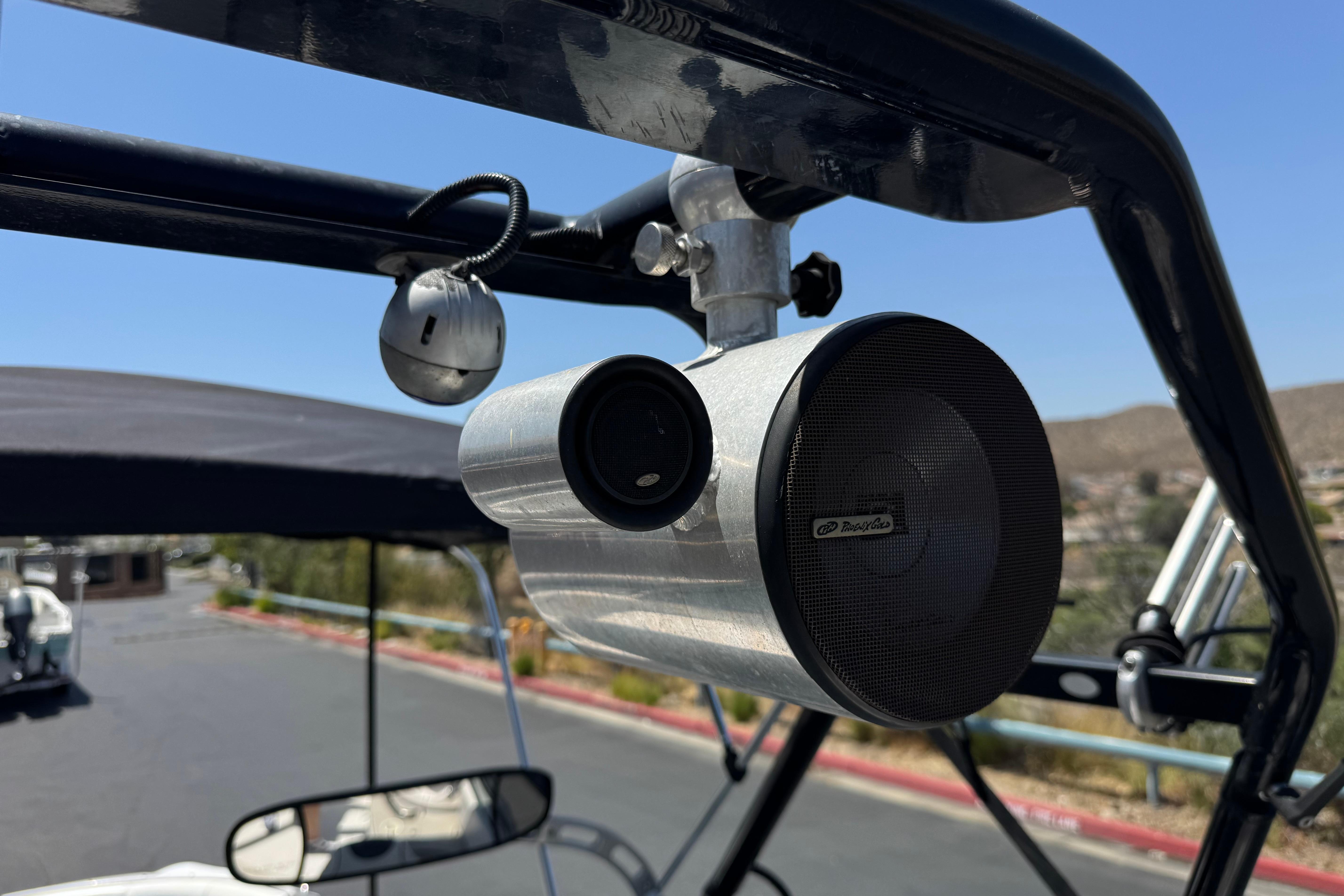 Close-up of a speaker on a 2003 Four Winns 264 Funship boat.