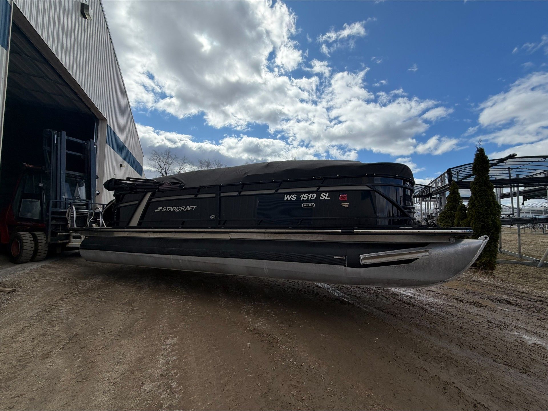 2023 Starcraft SLS 3