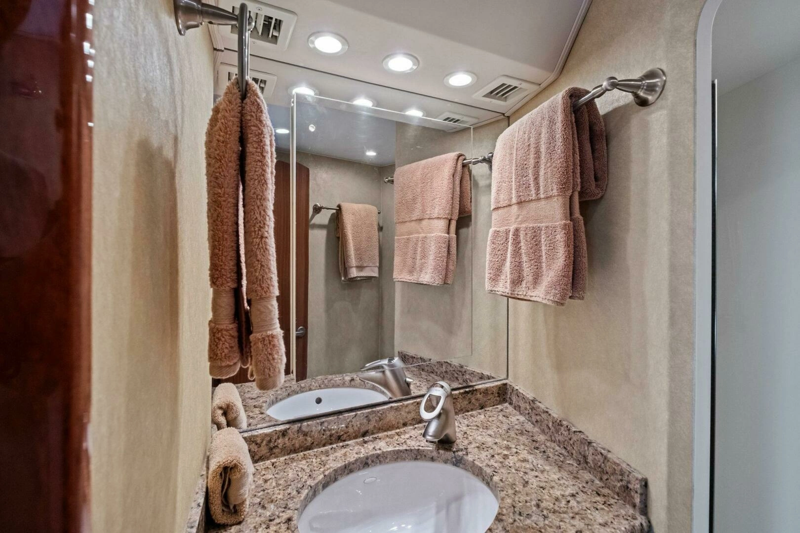 2008 Viking 64 Convertible - Image 68
