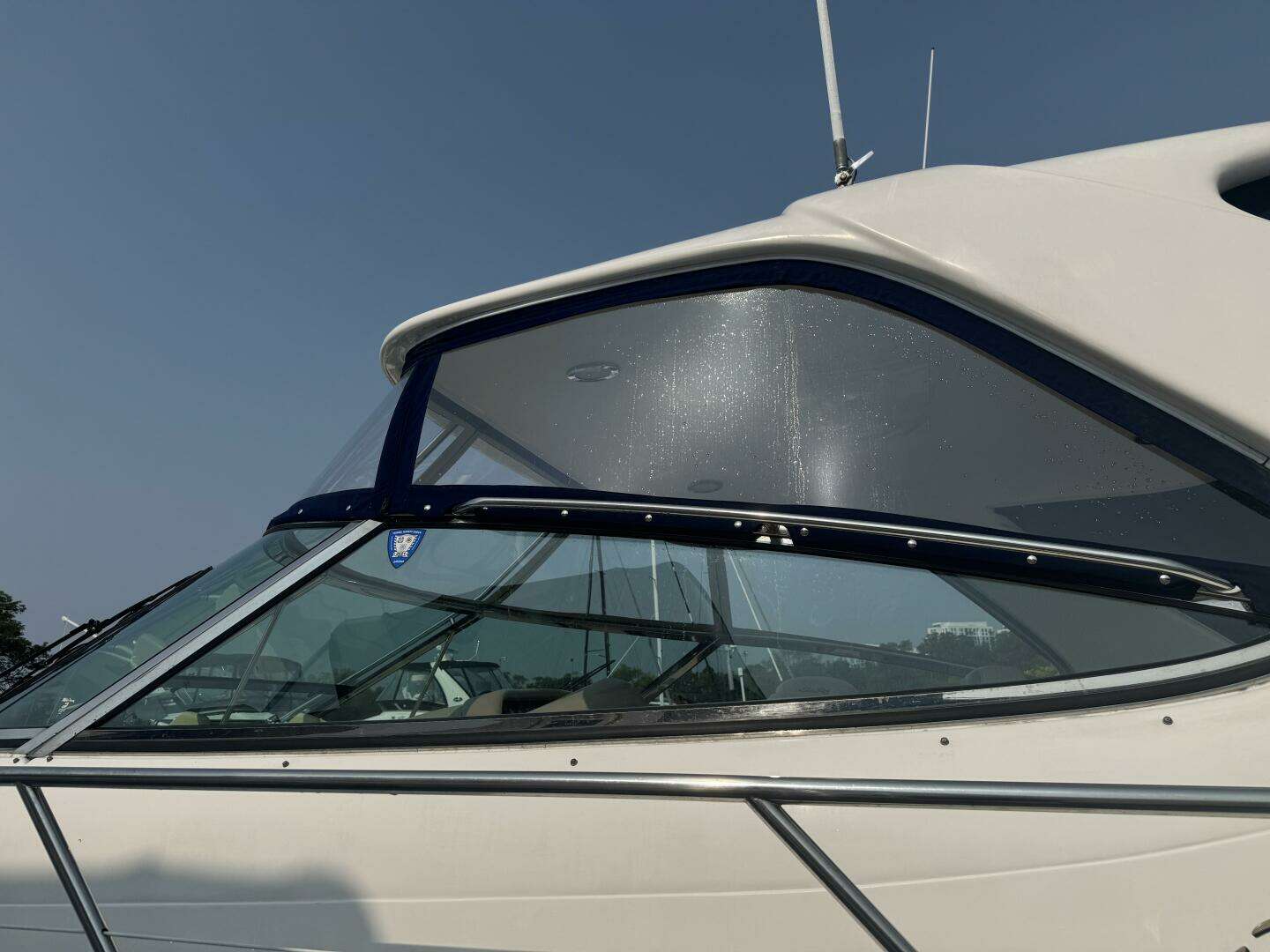 2001 Sea Ray 540 Sundancer - Image 8