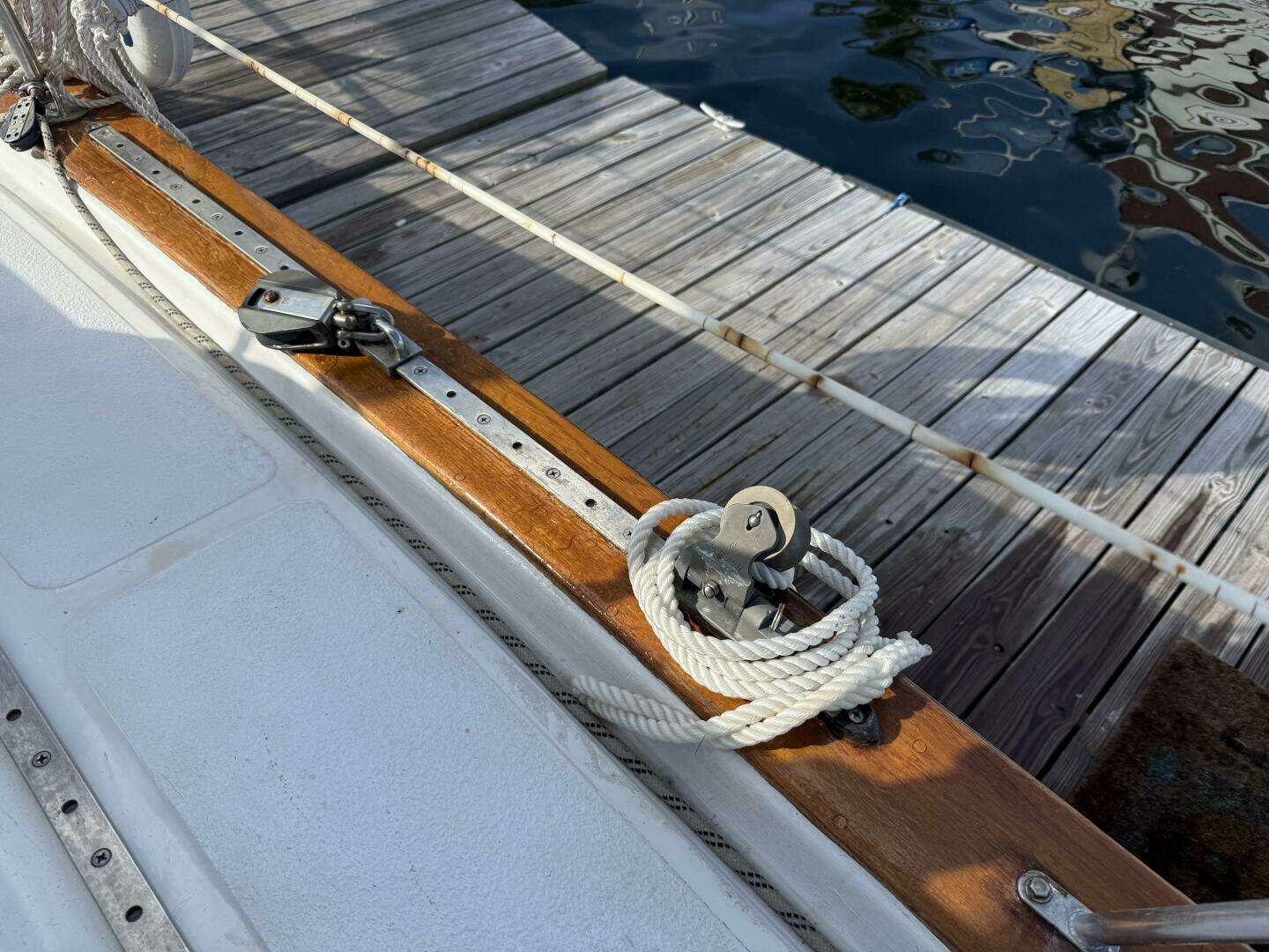 1985 Endeavour 42 - Image 75