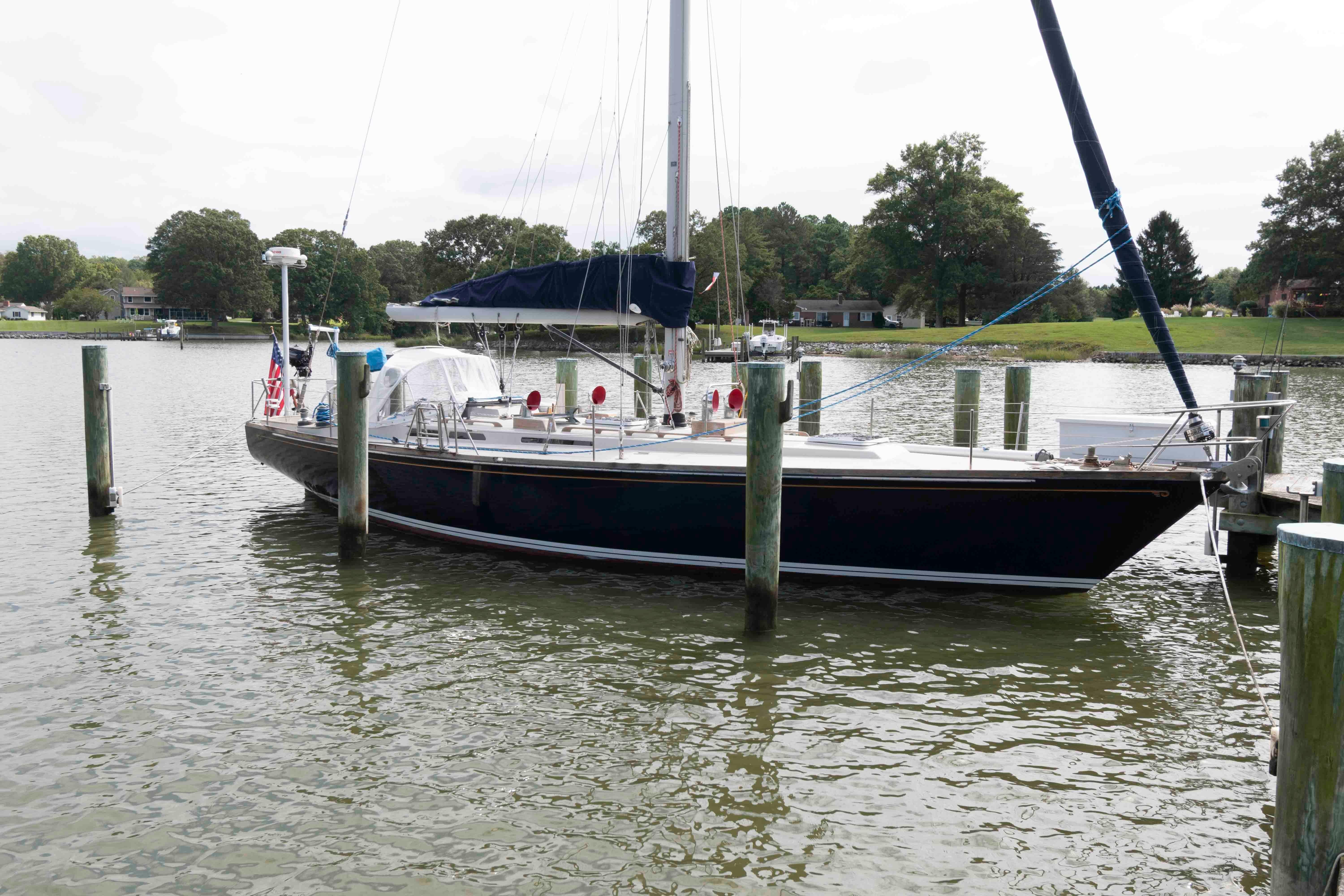 1979 Hinckley 43