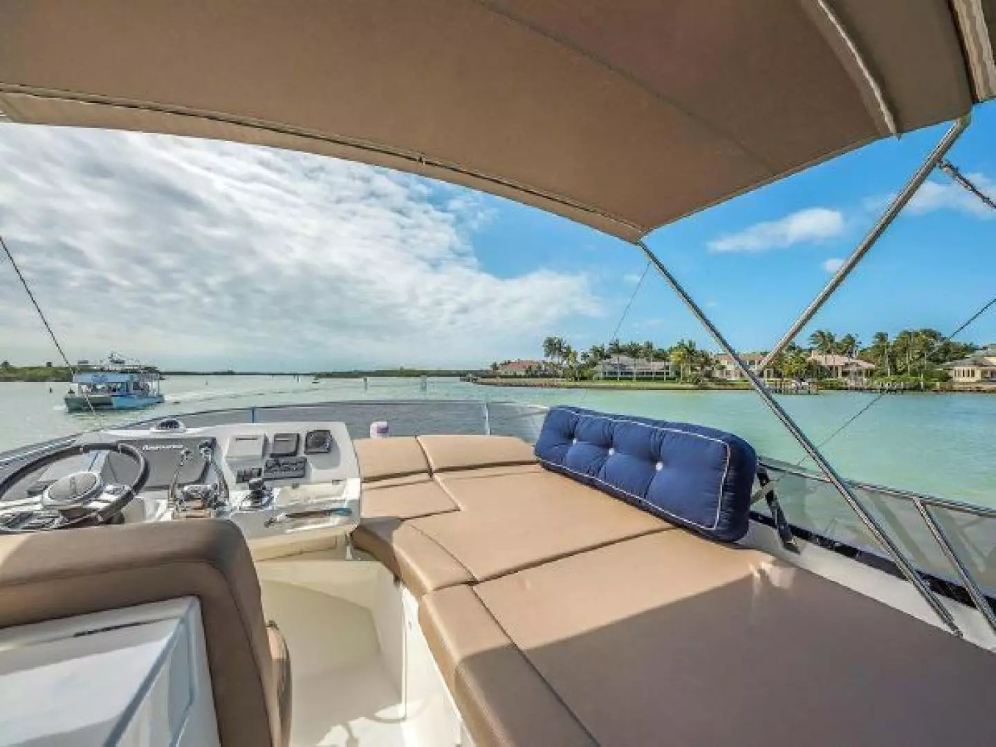 2015 Prestige 550 - Image 14