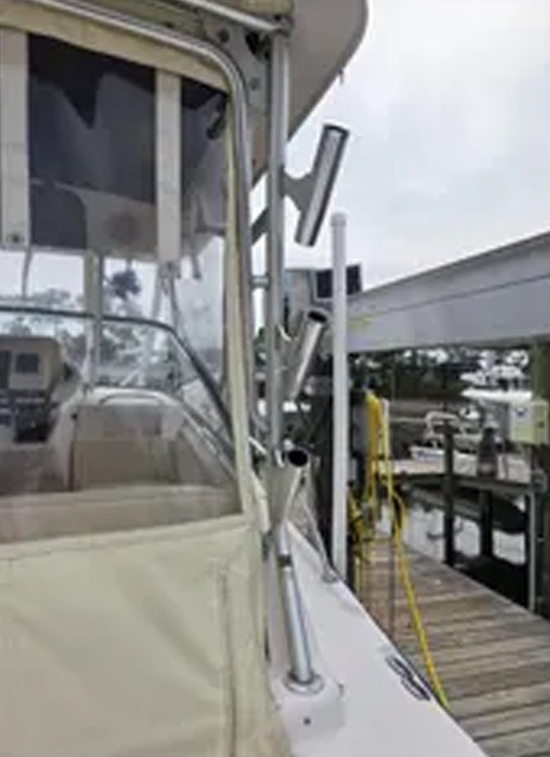 2004 Grady-White Express 330 - Image 35