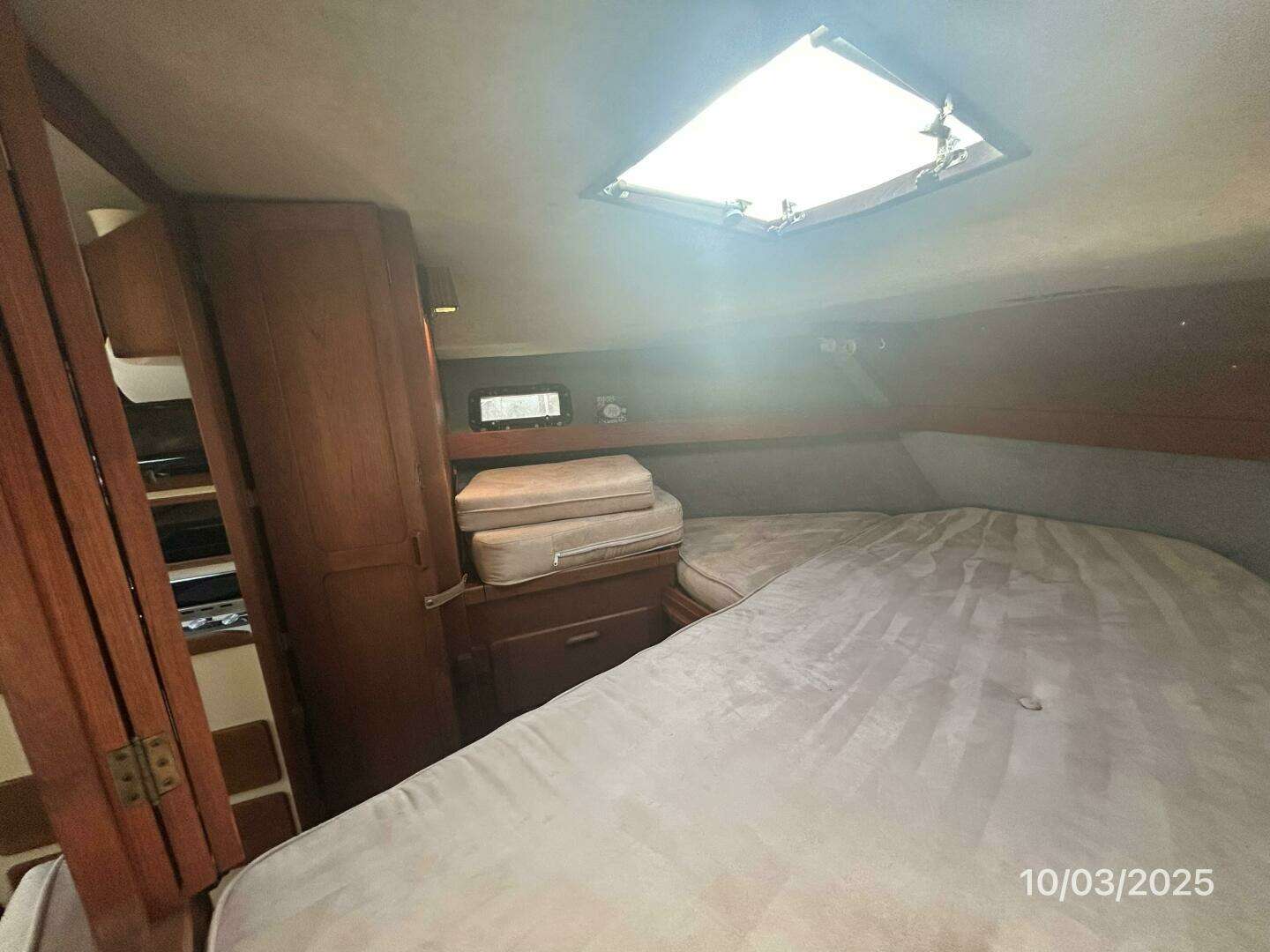 1985 Pursuit 3100 Open - Image 39
