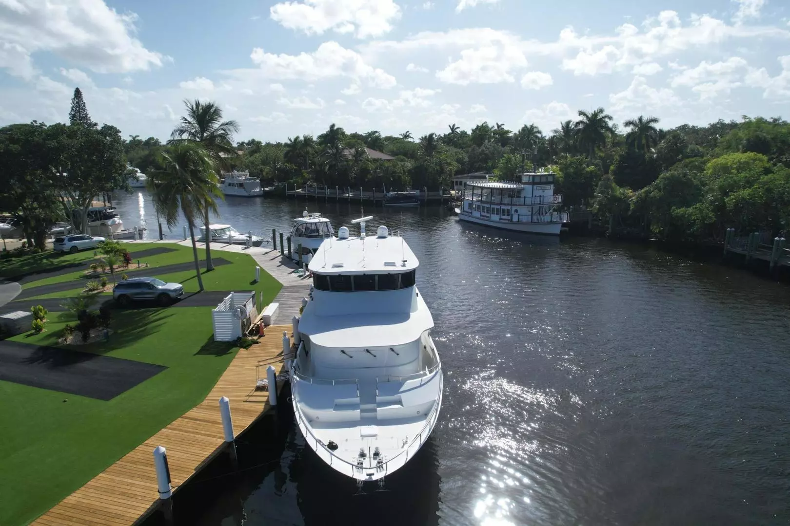 2006 Jefferson Starship Pilothouse - Image 4