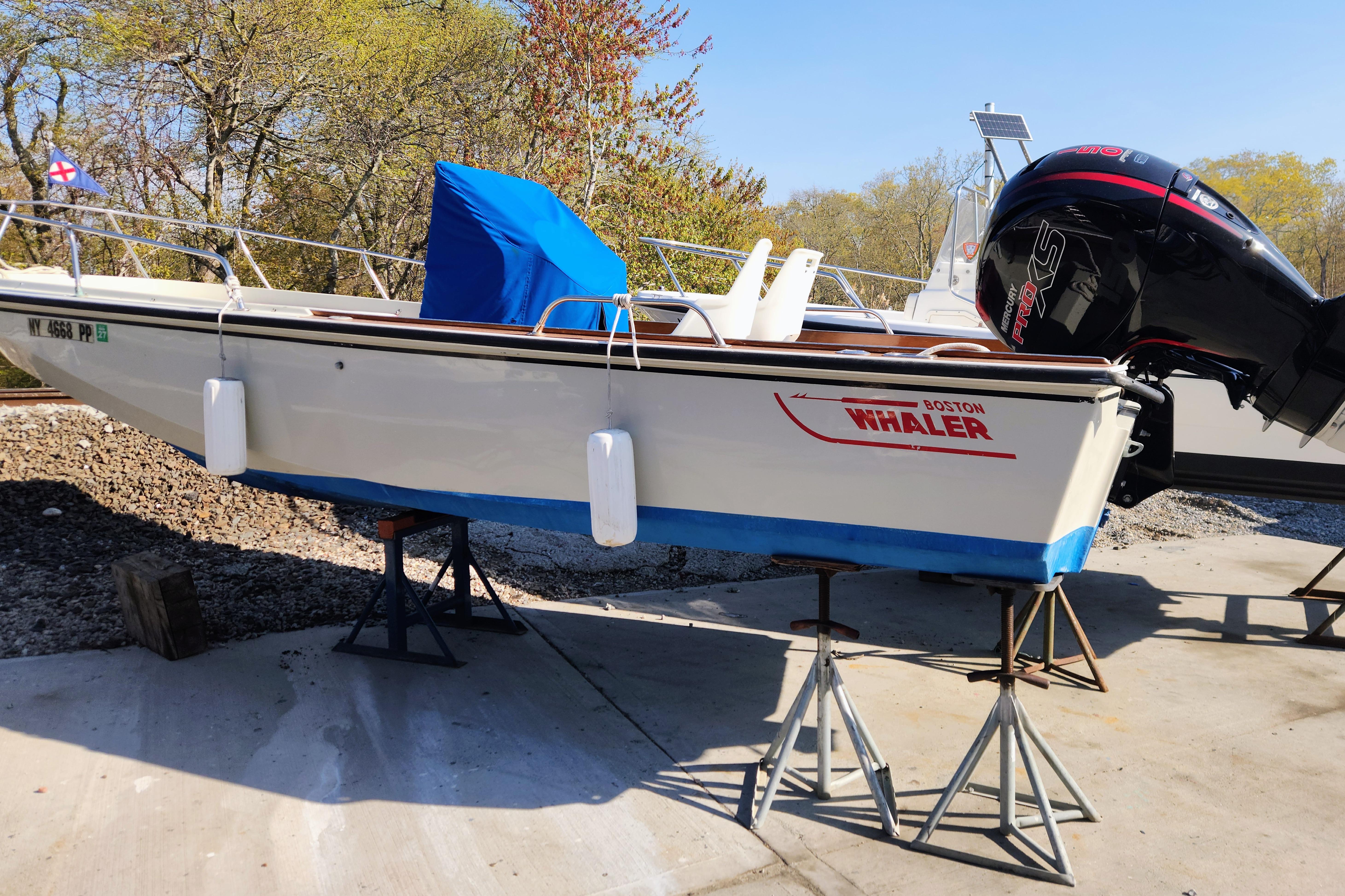 1978 Boston Whaler Outrage 20