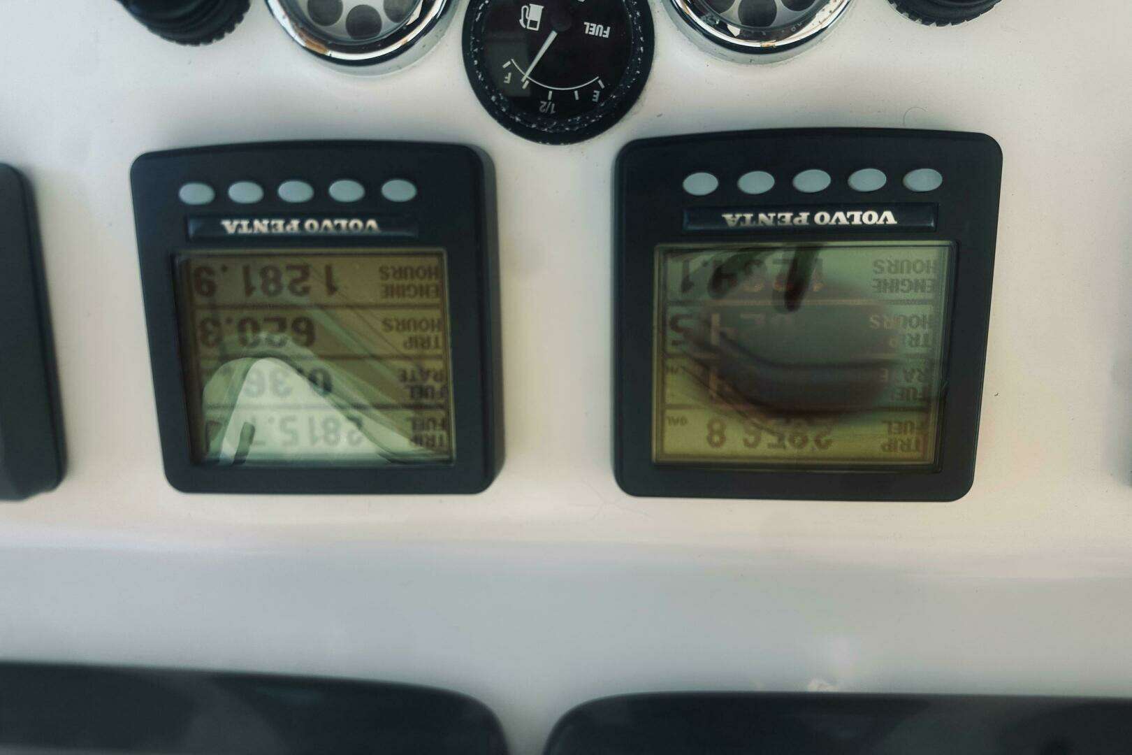 2007 Sabre 34 Express - Image 33