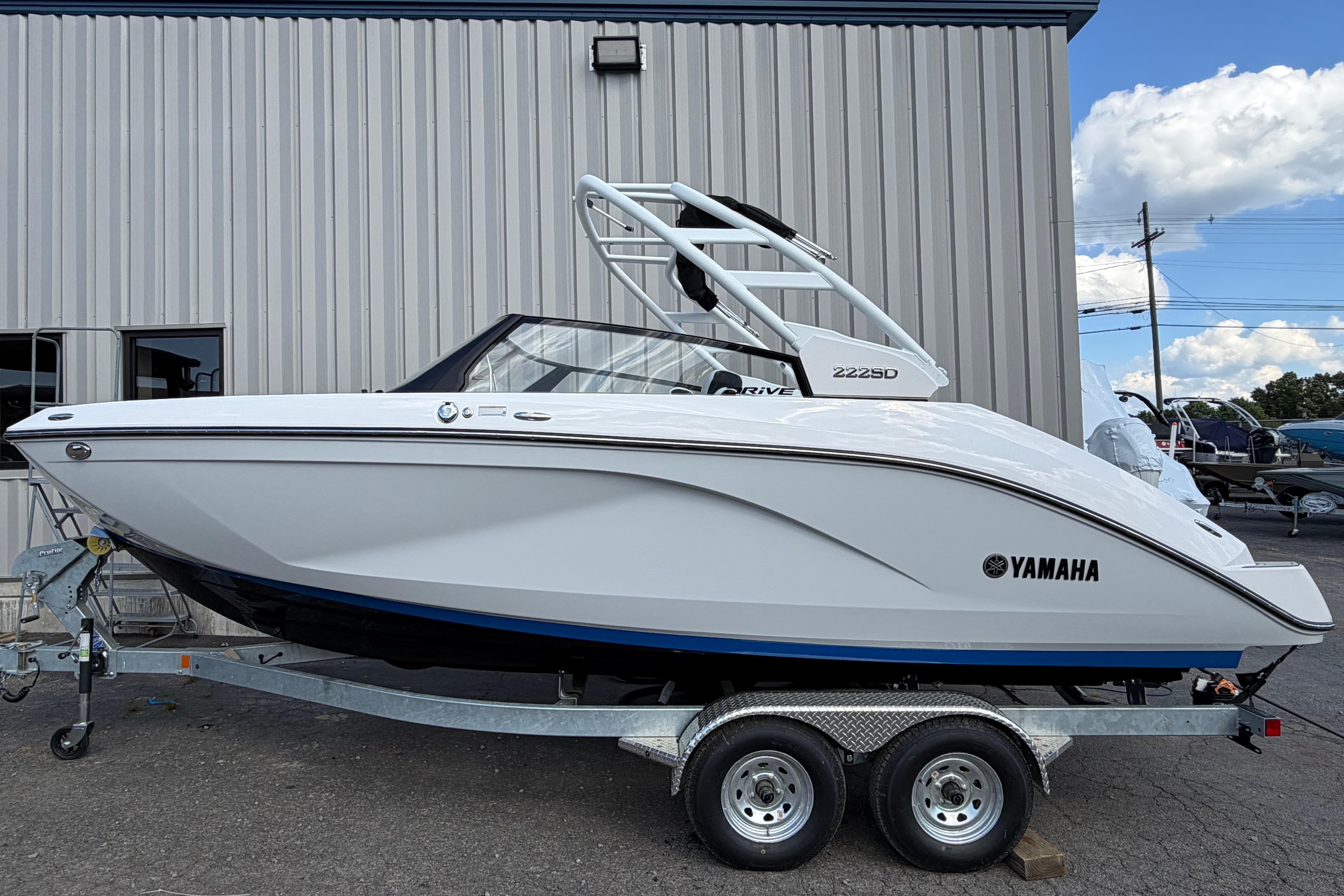 2026 Yamaha Boats 222SD