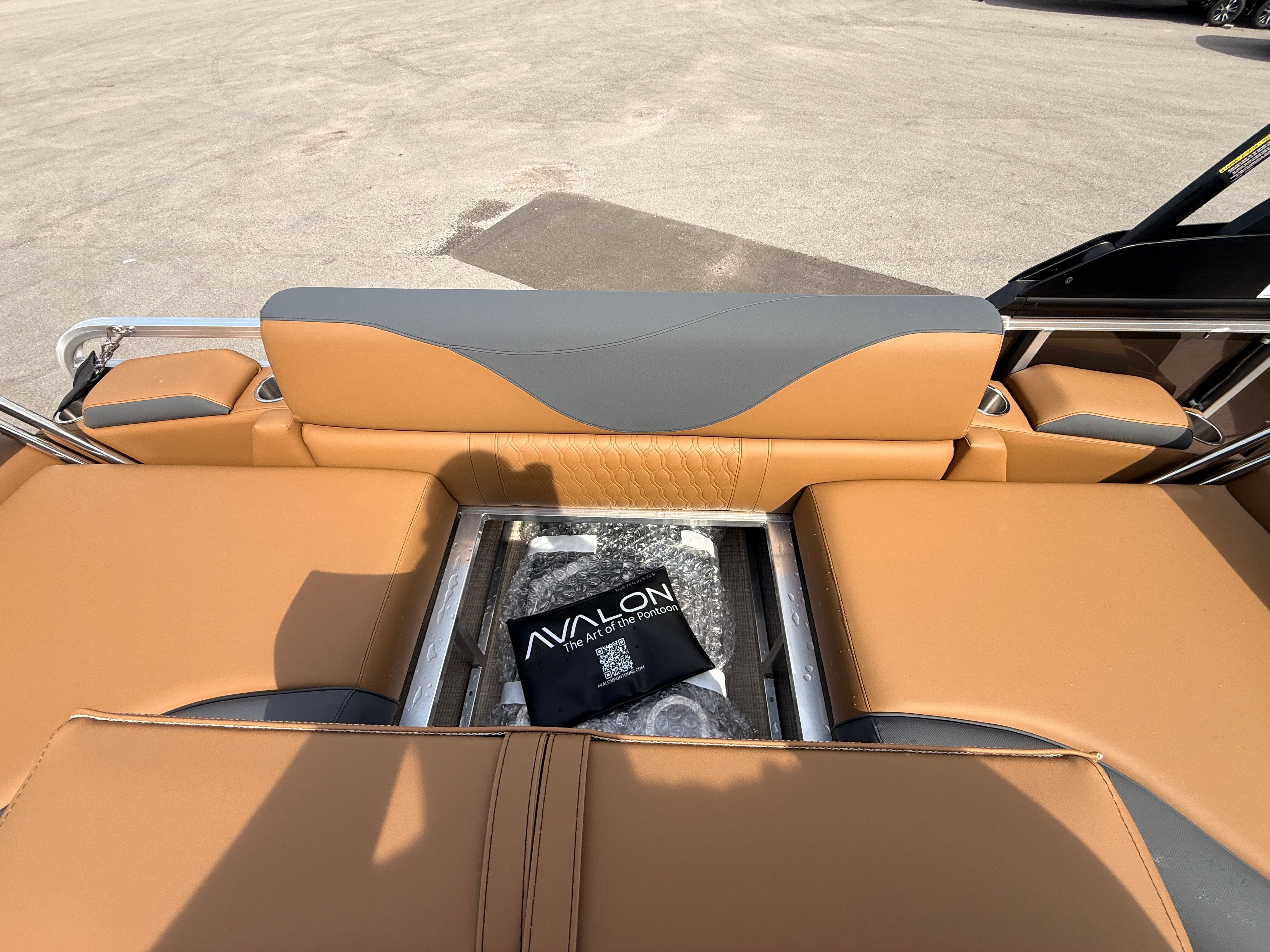 Interior of Avalon 2385 LSZ 2026 with brown leather seats.