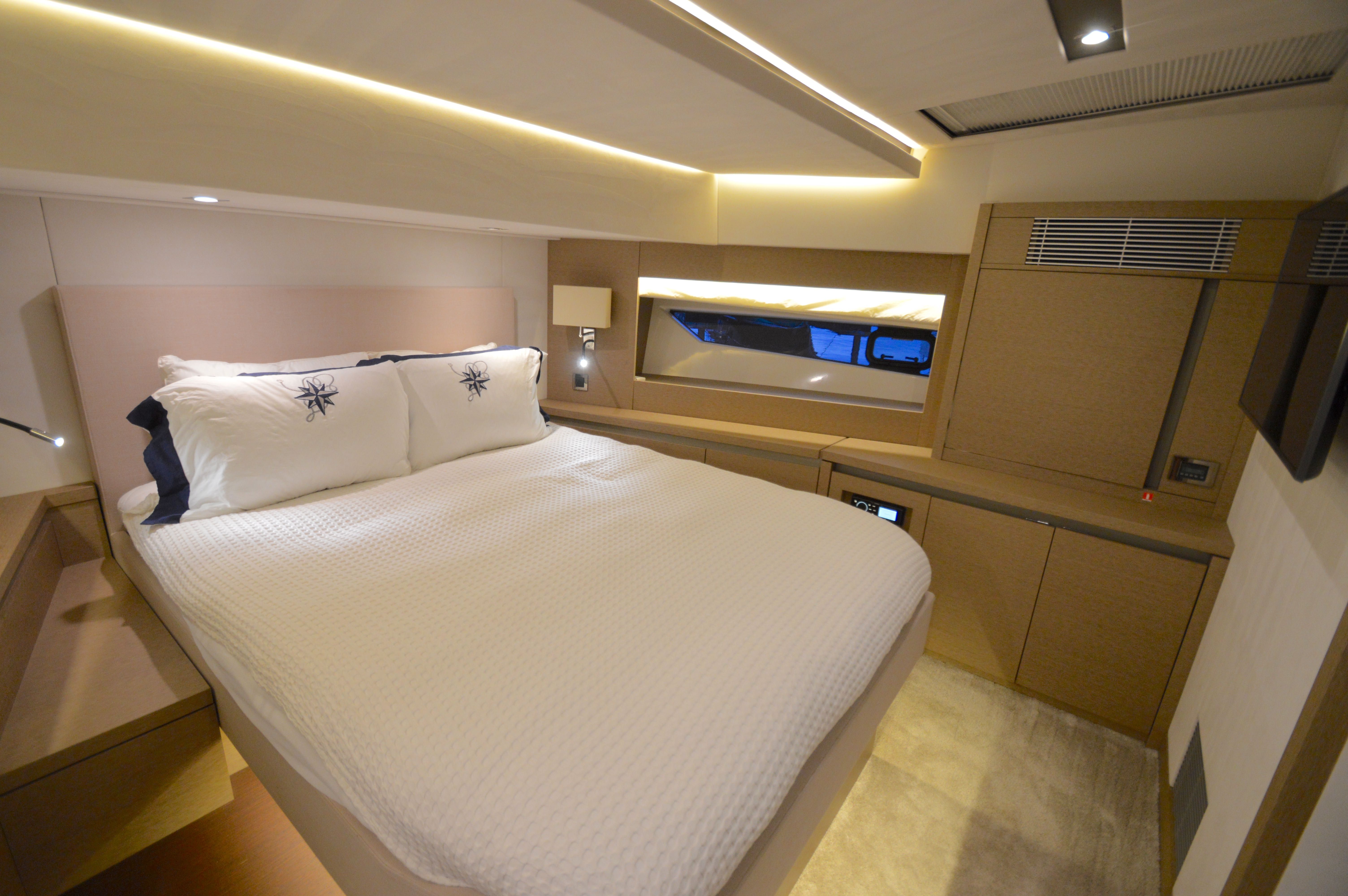 2017 Prestige 630 - 94