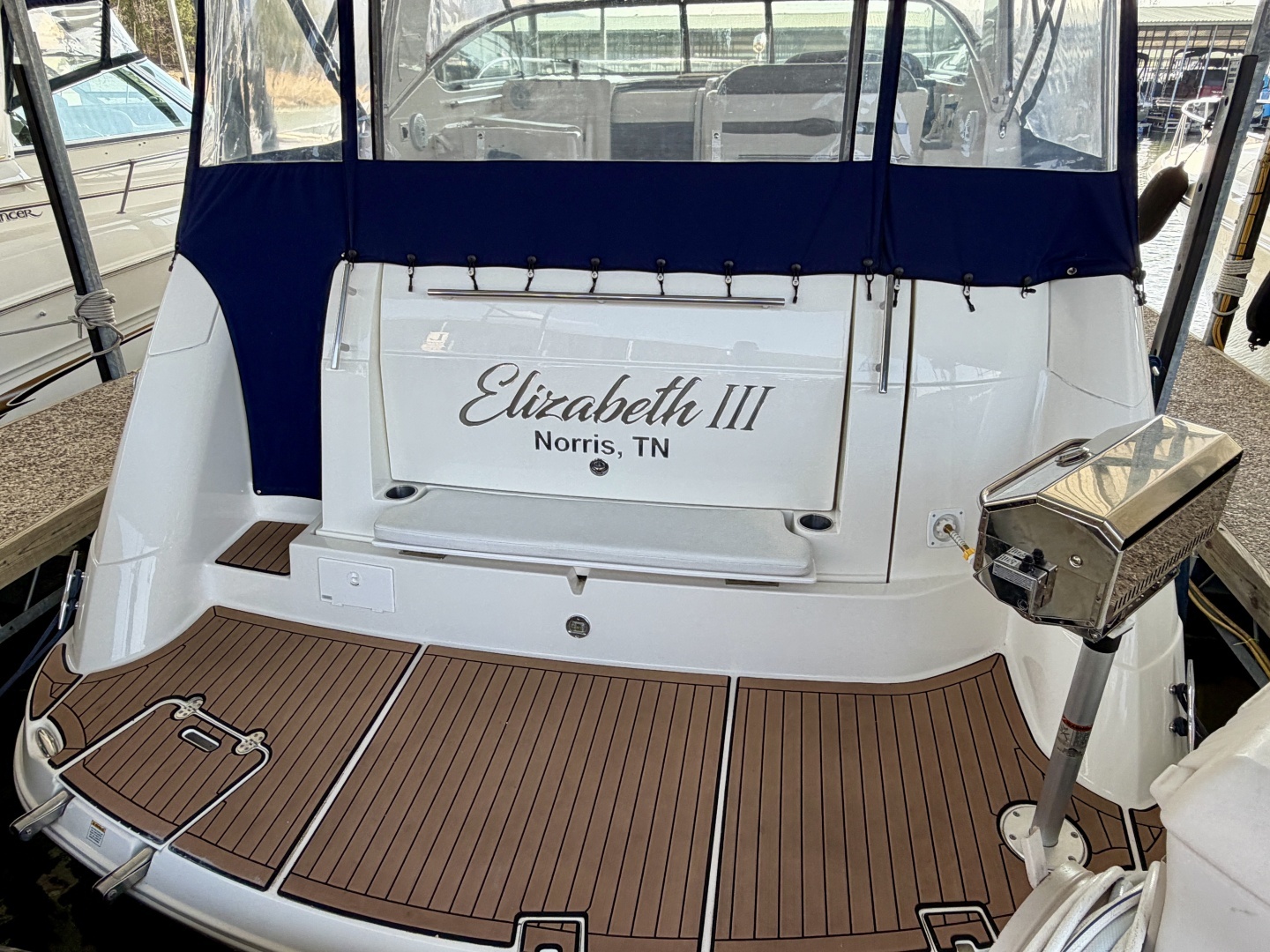 2007 Rinker 350 Express Cruiser - Image 14