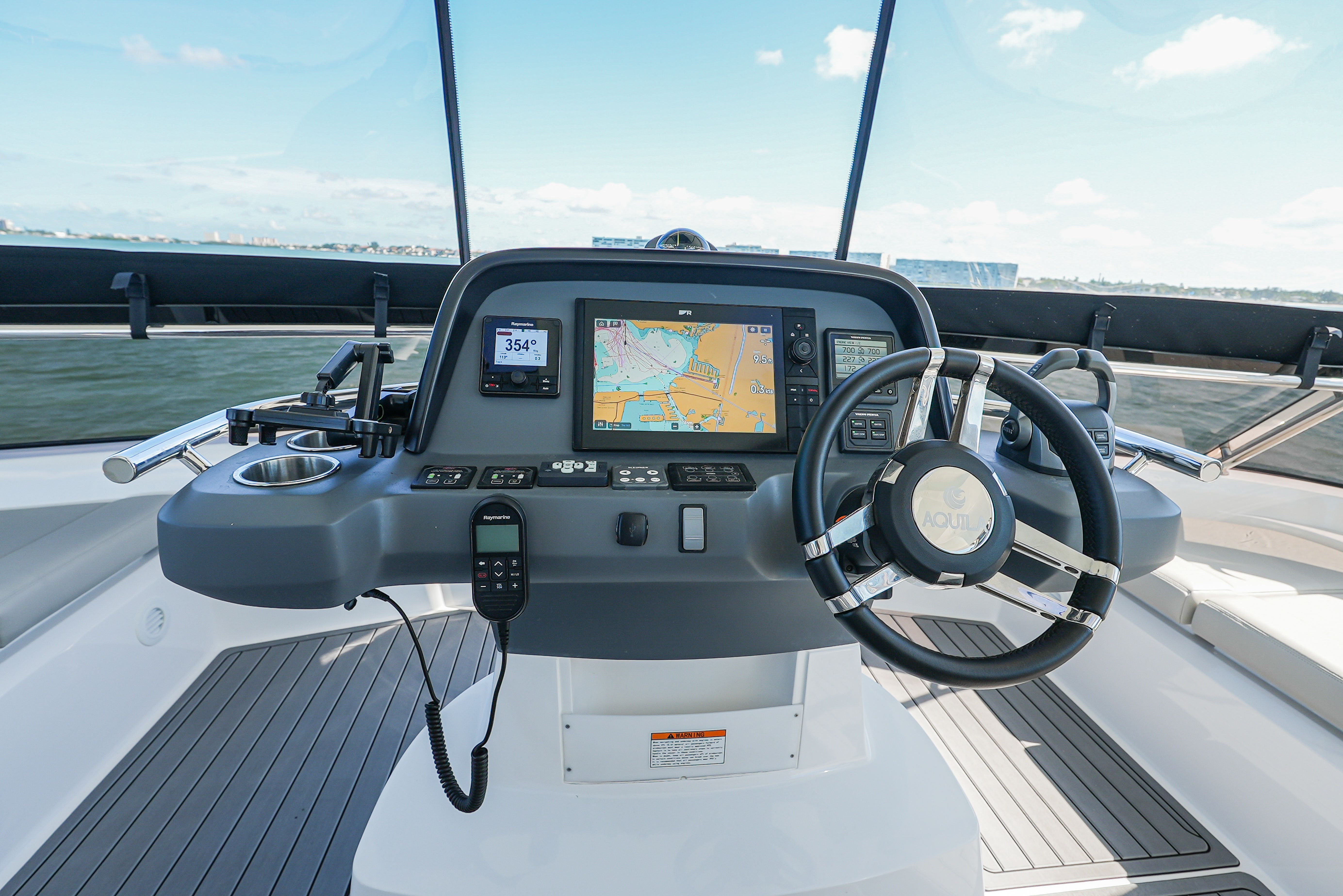 2025 Aquila 42 Yacht - 37