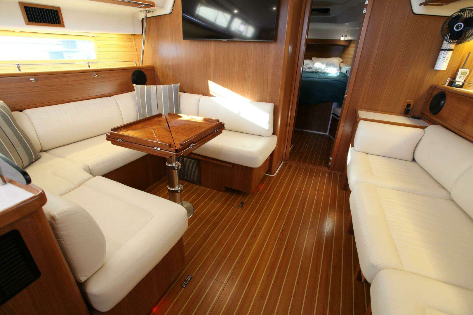 2025 Catalina 426 - Image 138