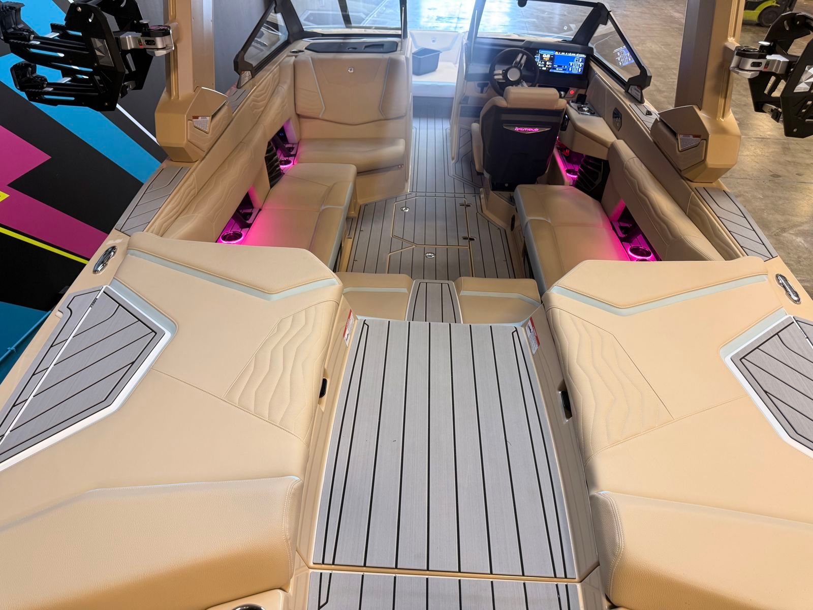 2026 Nautique G23 - 6