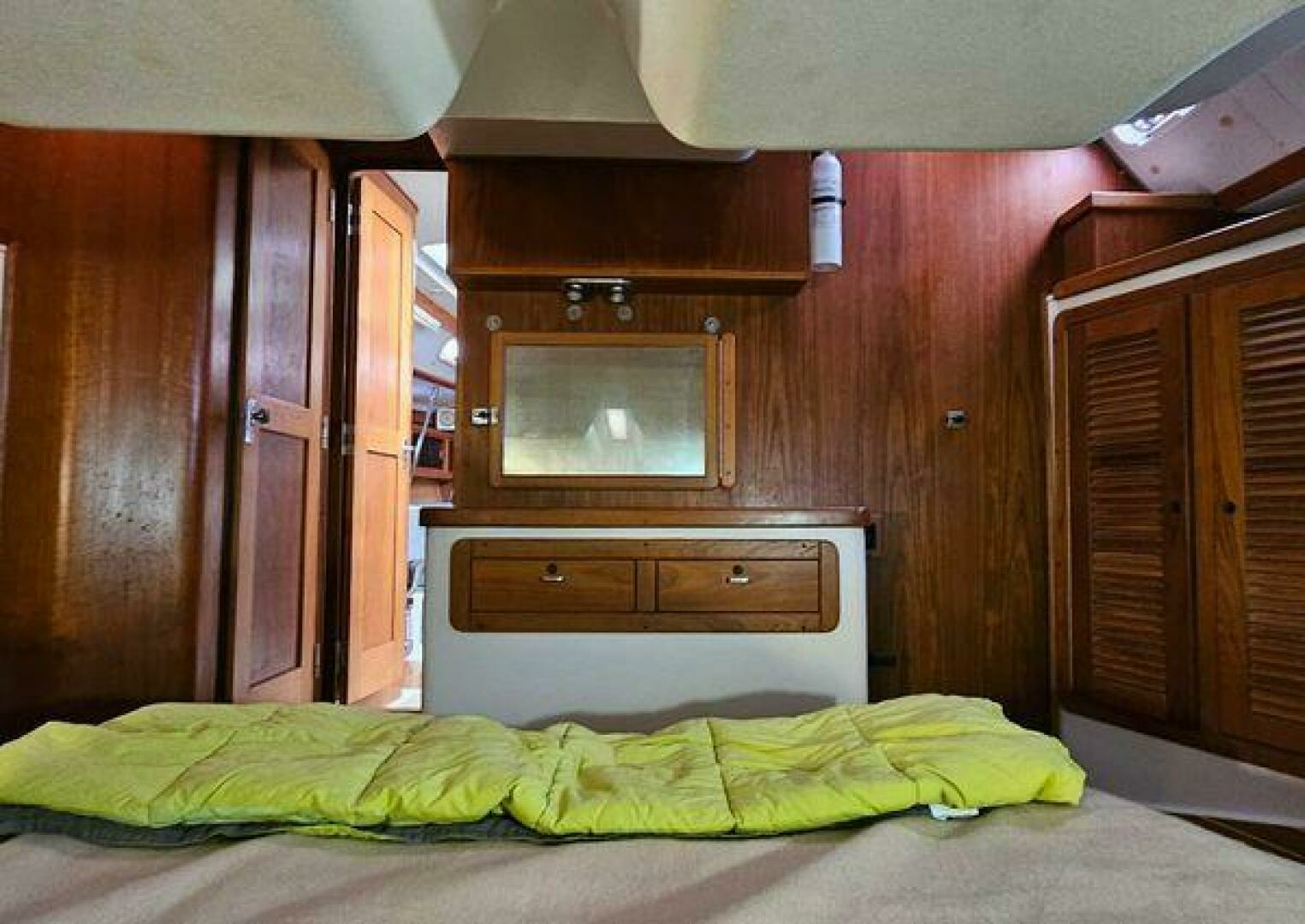 1995 Catalina 400 - Image 34