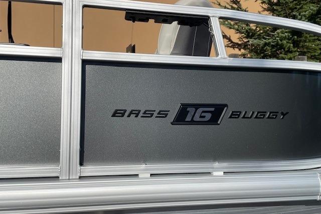 2026 Sun Tracker Bass Buggy 16 XL Select pontoon boat side view.