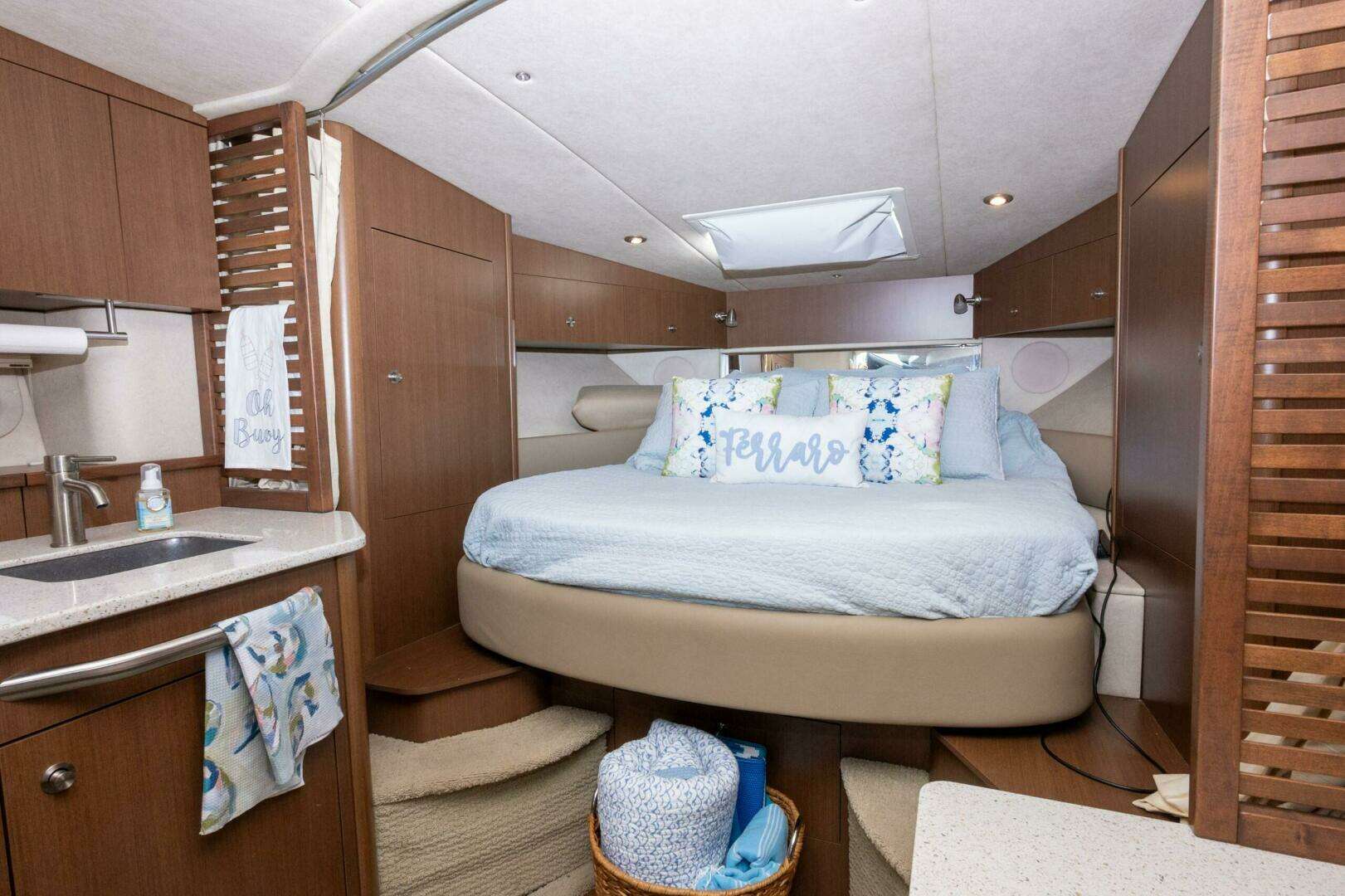 2013 Sea Ray 370 Sundancer - Image 38