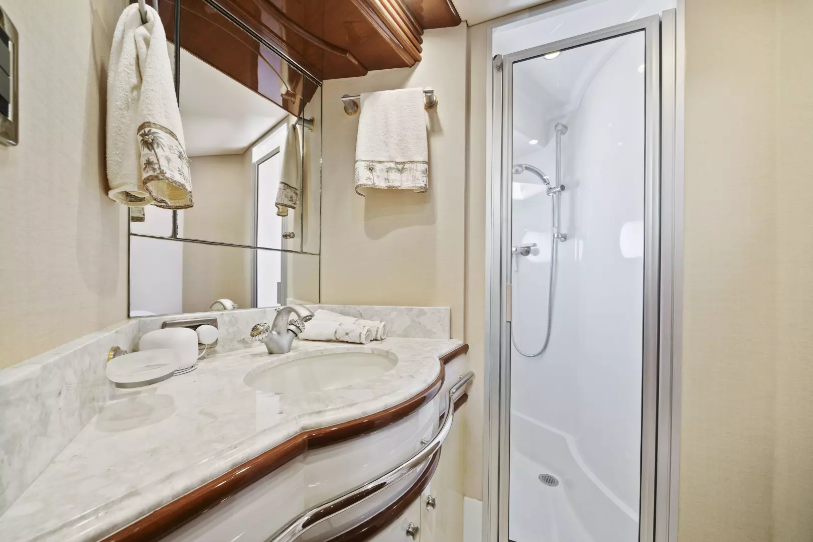 2006 Marquis 65 Pilothouse - Image 33