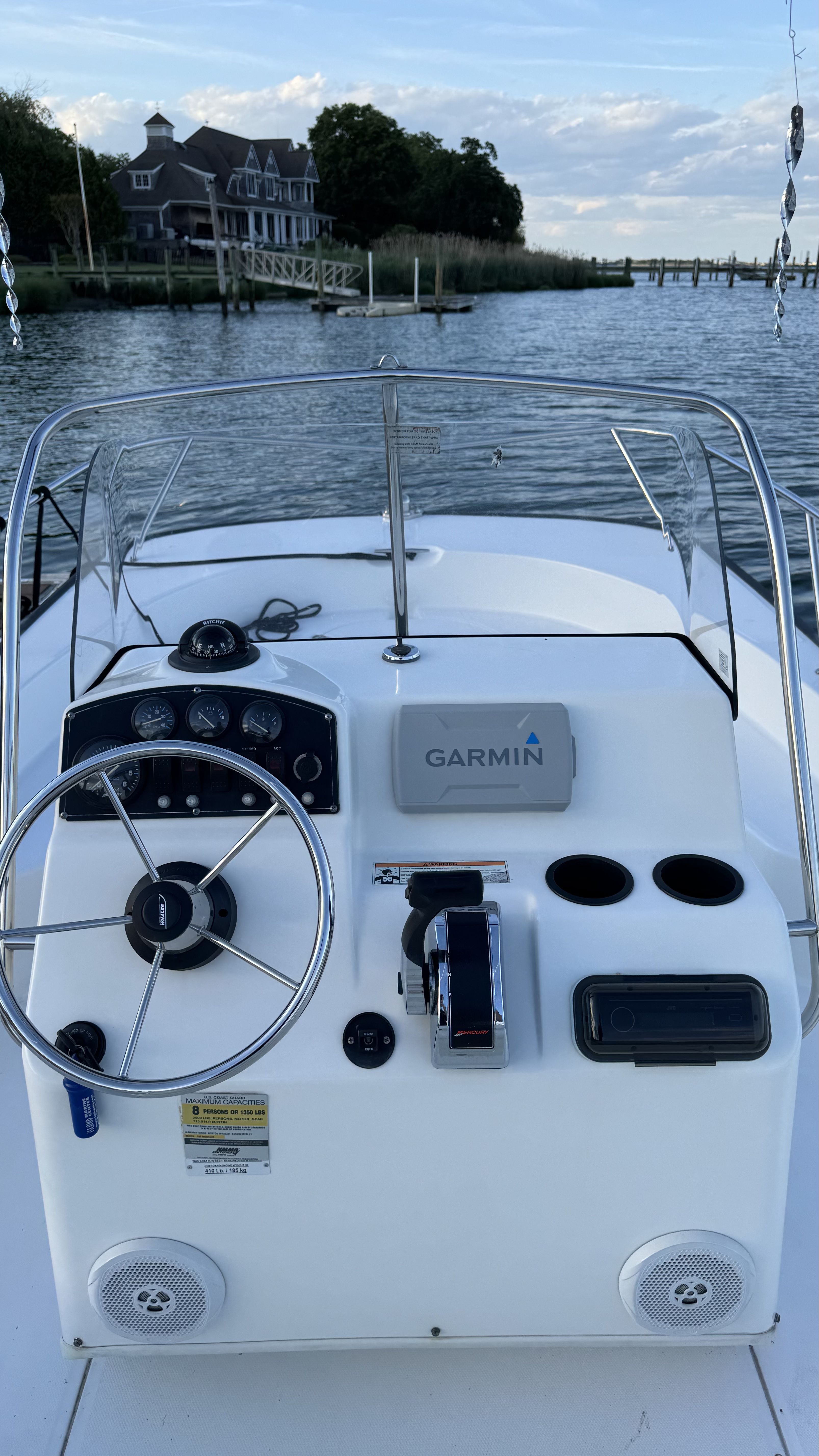Console of a 2007 Boston Whaler 190 Montauk with Garmin device.