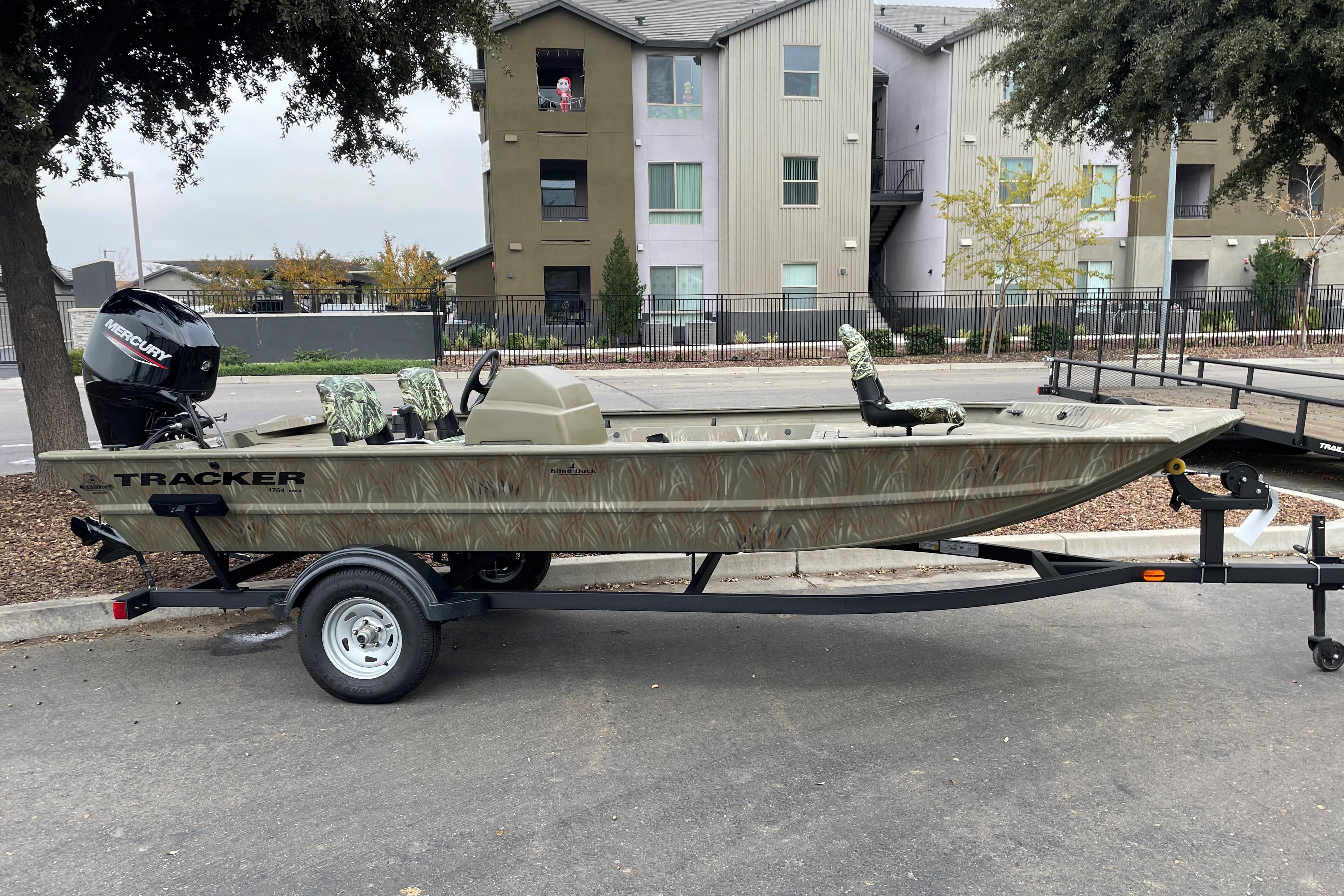 2025 Tracker Grizzly 1754 SC