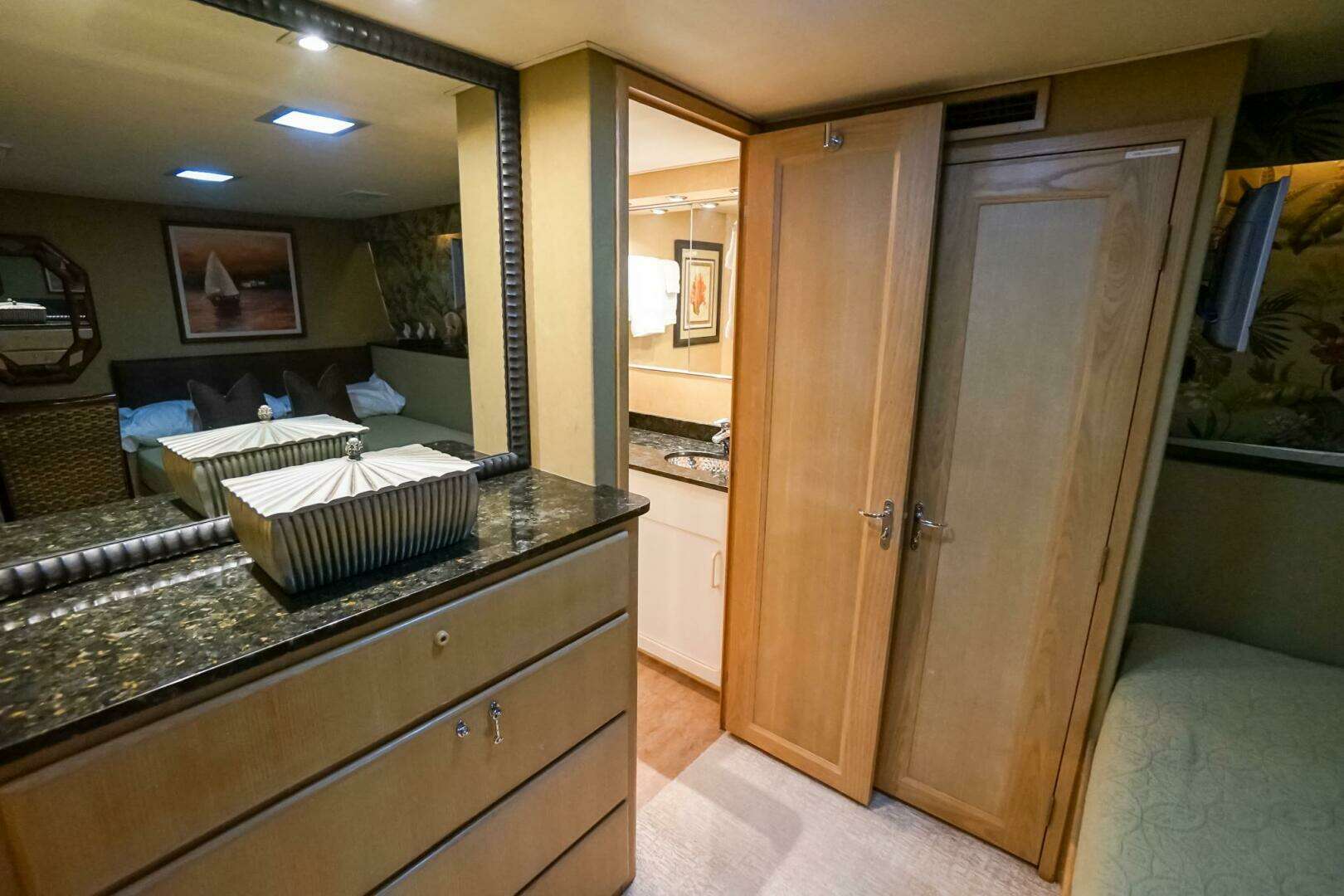 1989 Hatteras 80 Cockpit Motor Yacht - Image 24