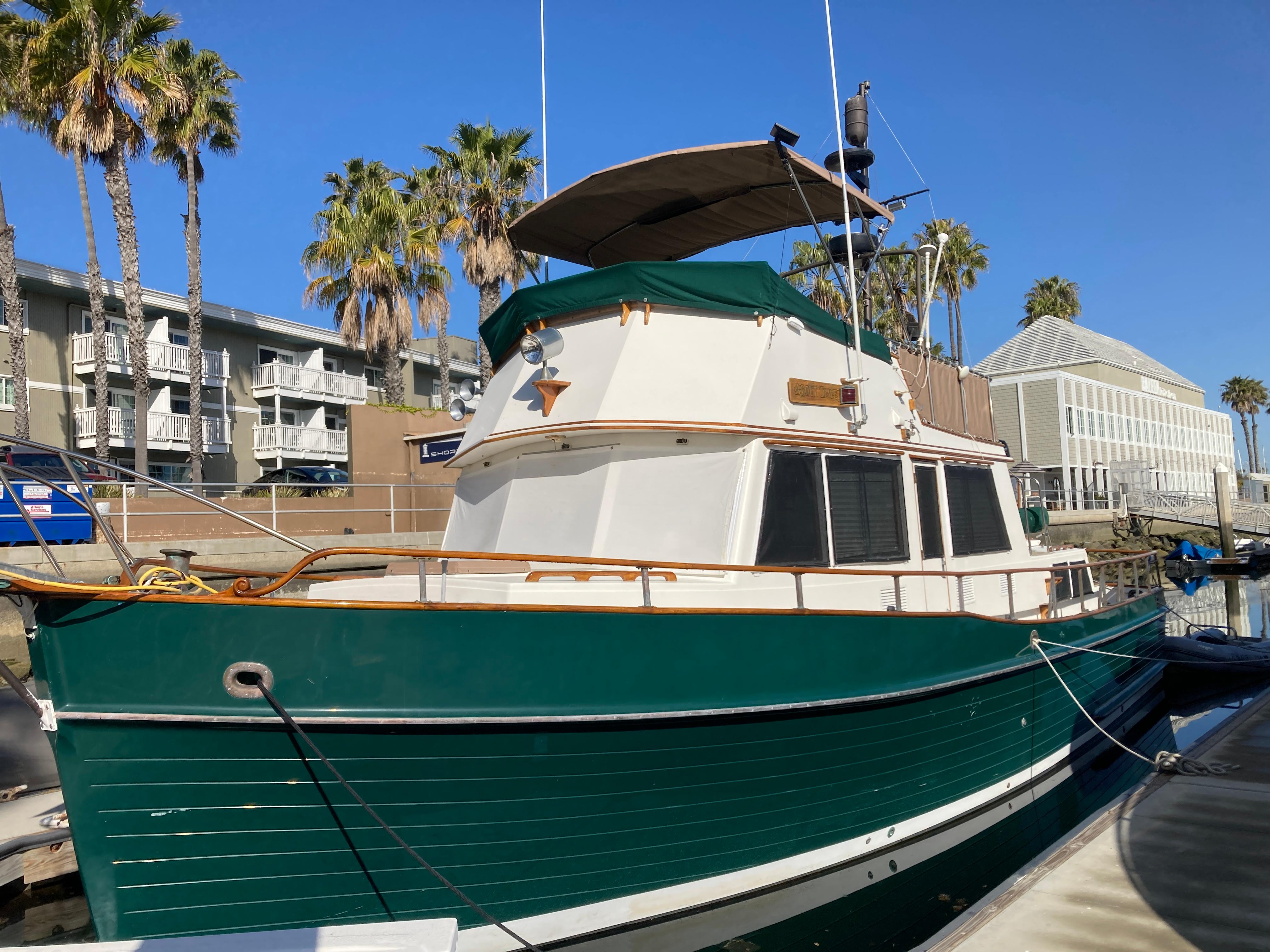 1985 Grand Banks 42 Classic