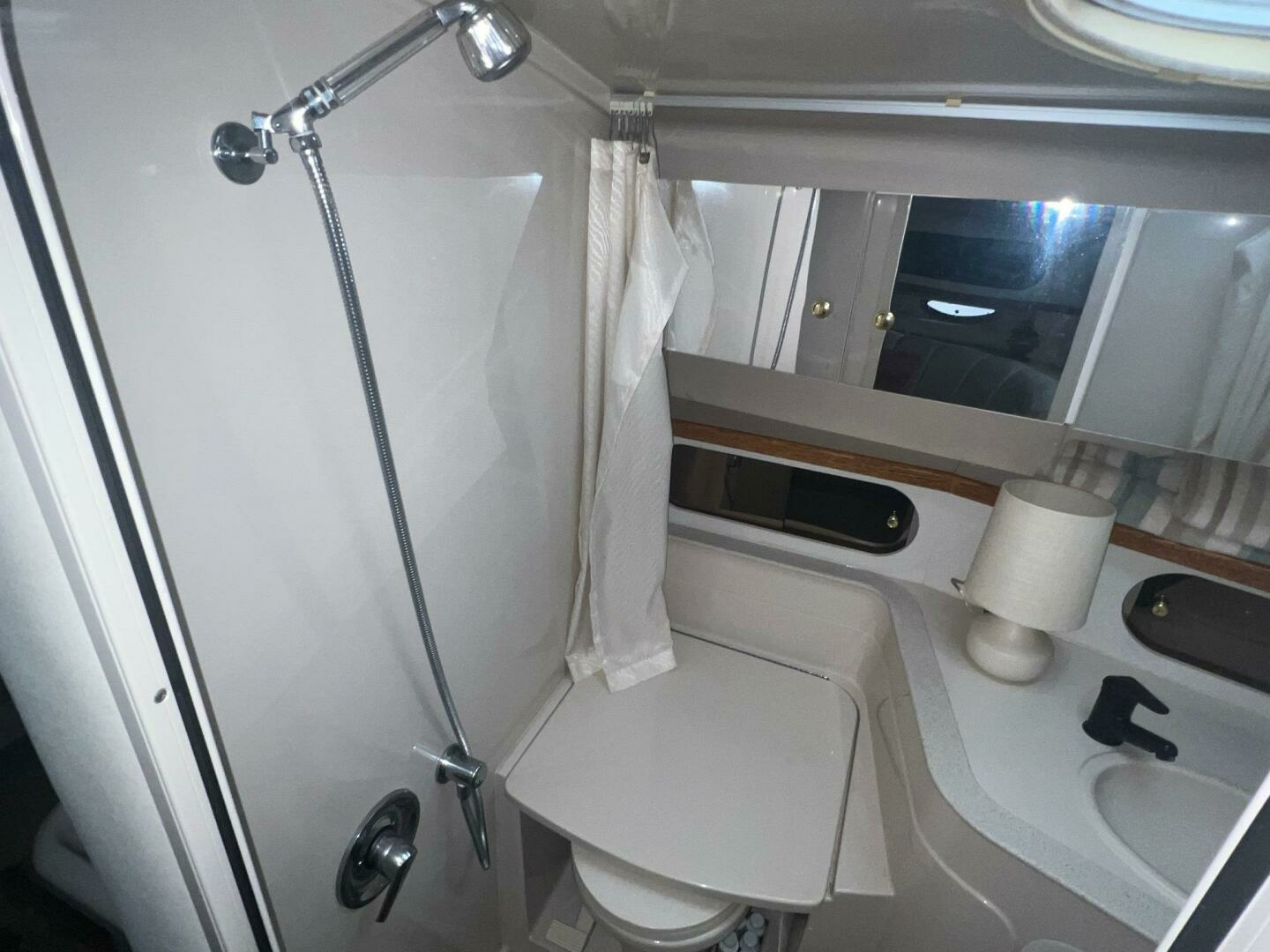 1997 Cruisers Yachts 3575 - Image 24