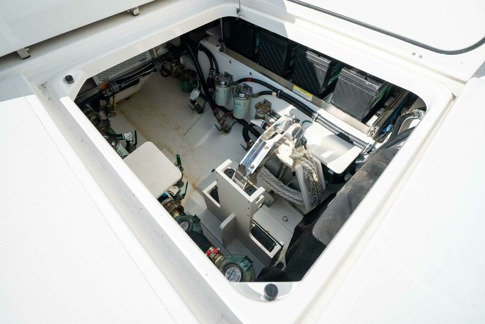2023 Pursuit S428 - Image 34
