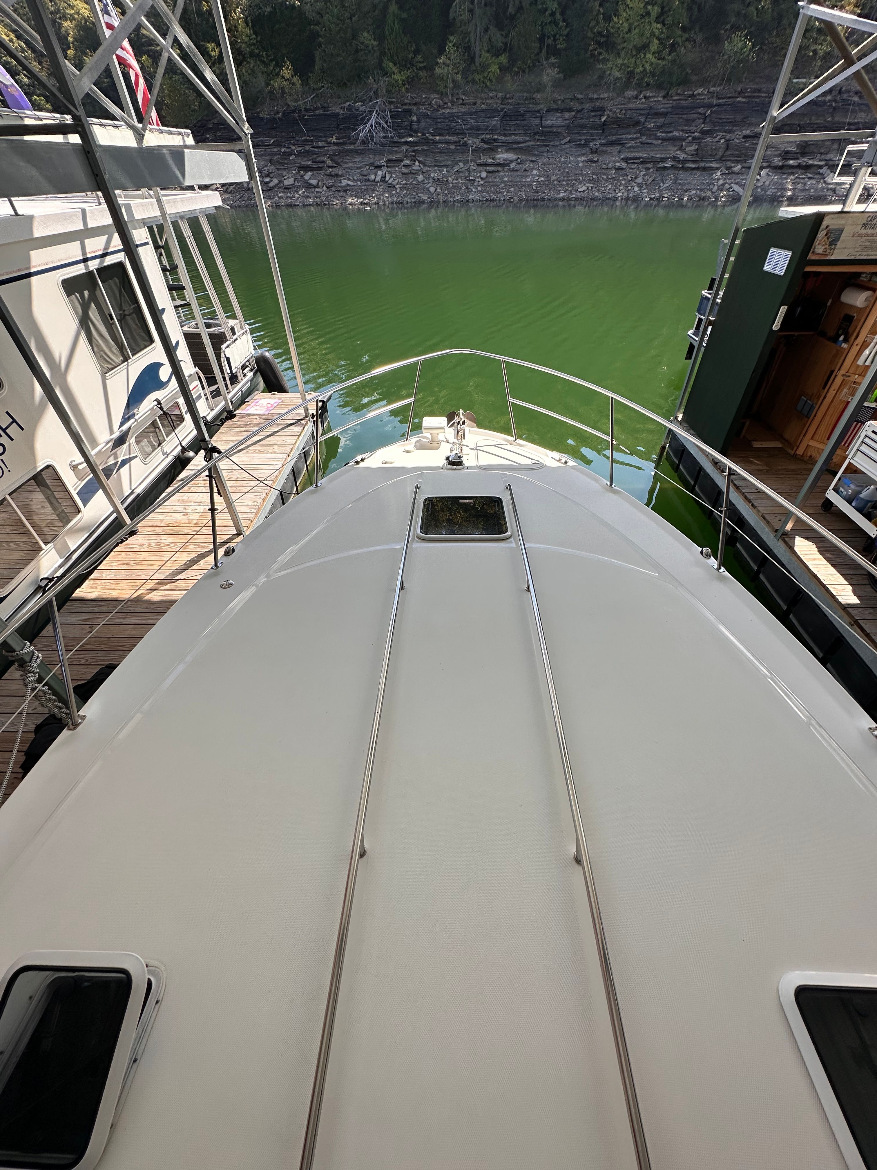 2001 Sea Ray 380 Sundancer - 25