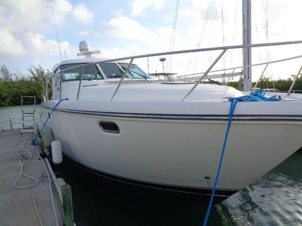 2004 Tiara Yachts 4400 Sovran - 98