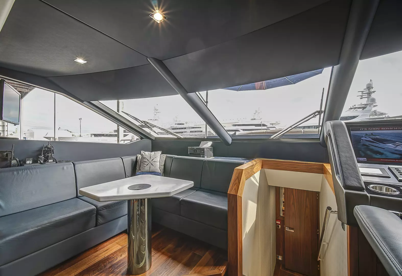 2019 Sunseeker 86 Yacht - Image 42