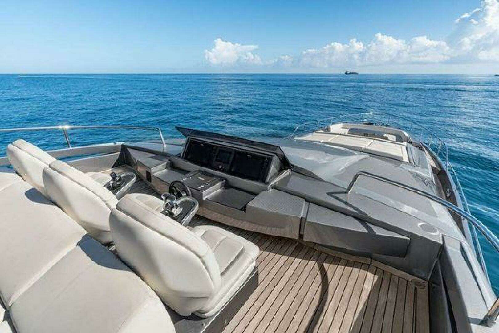 2019 Pershing — - Image 19