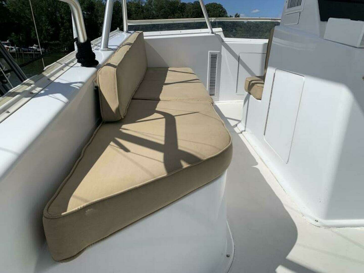 2000 Viking 50 Convertible Sportfish - Image 26
