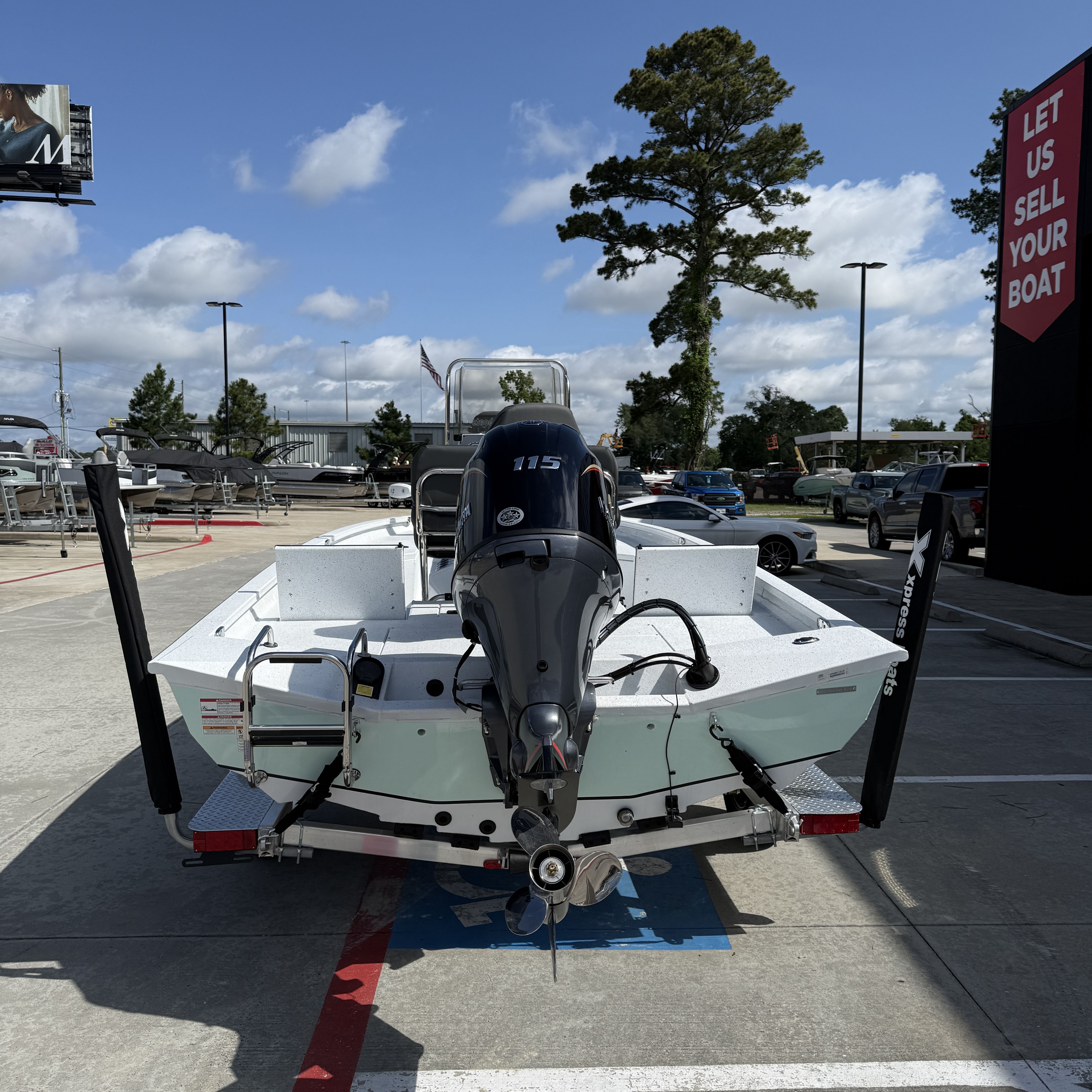 2026 Xpress H20B Bay - 15