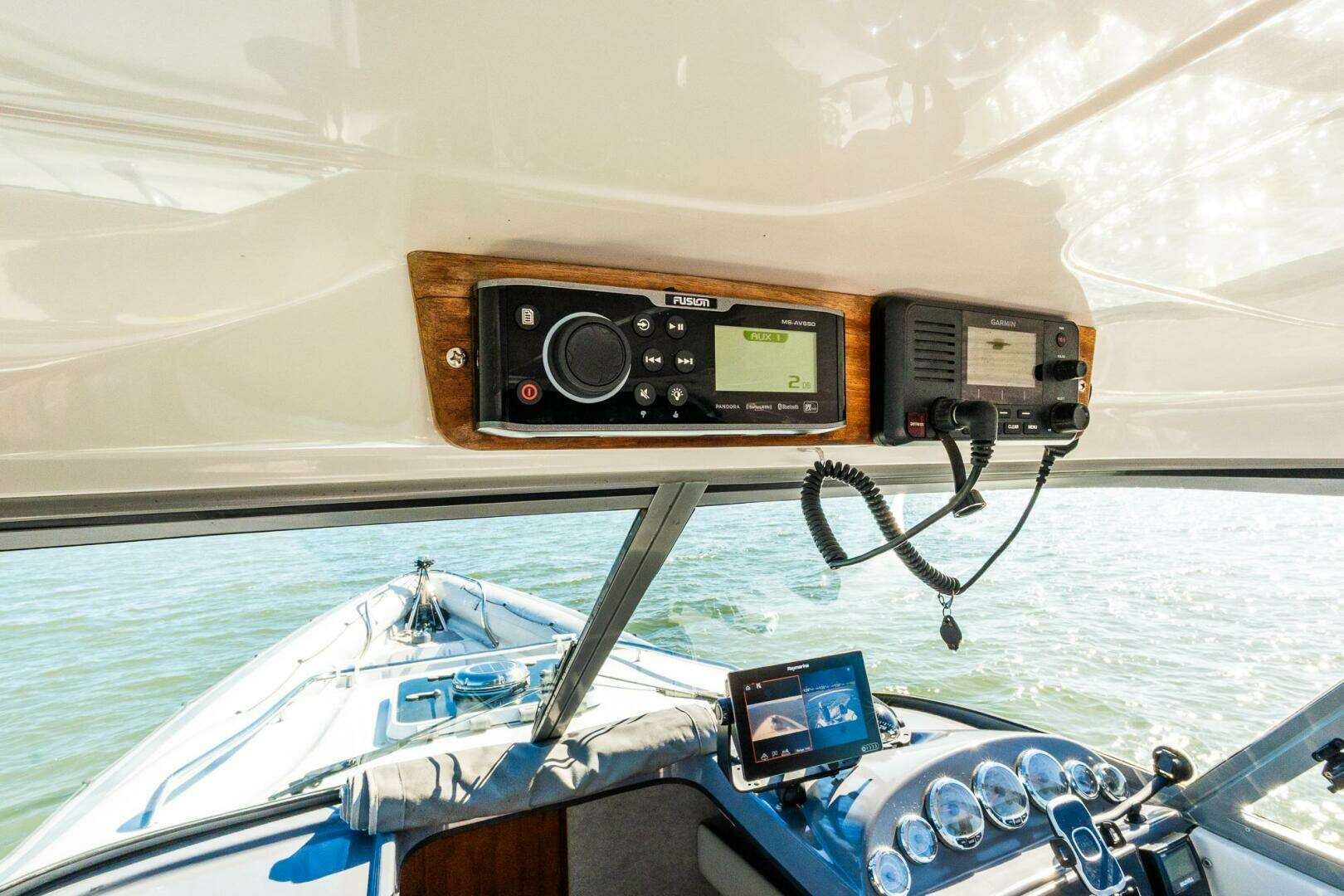 2002 Protector 410 Targa - Image 15