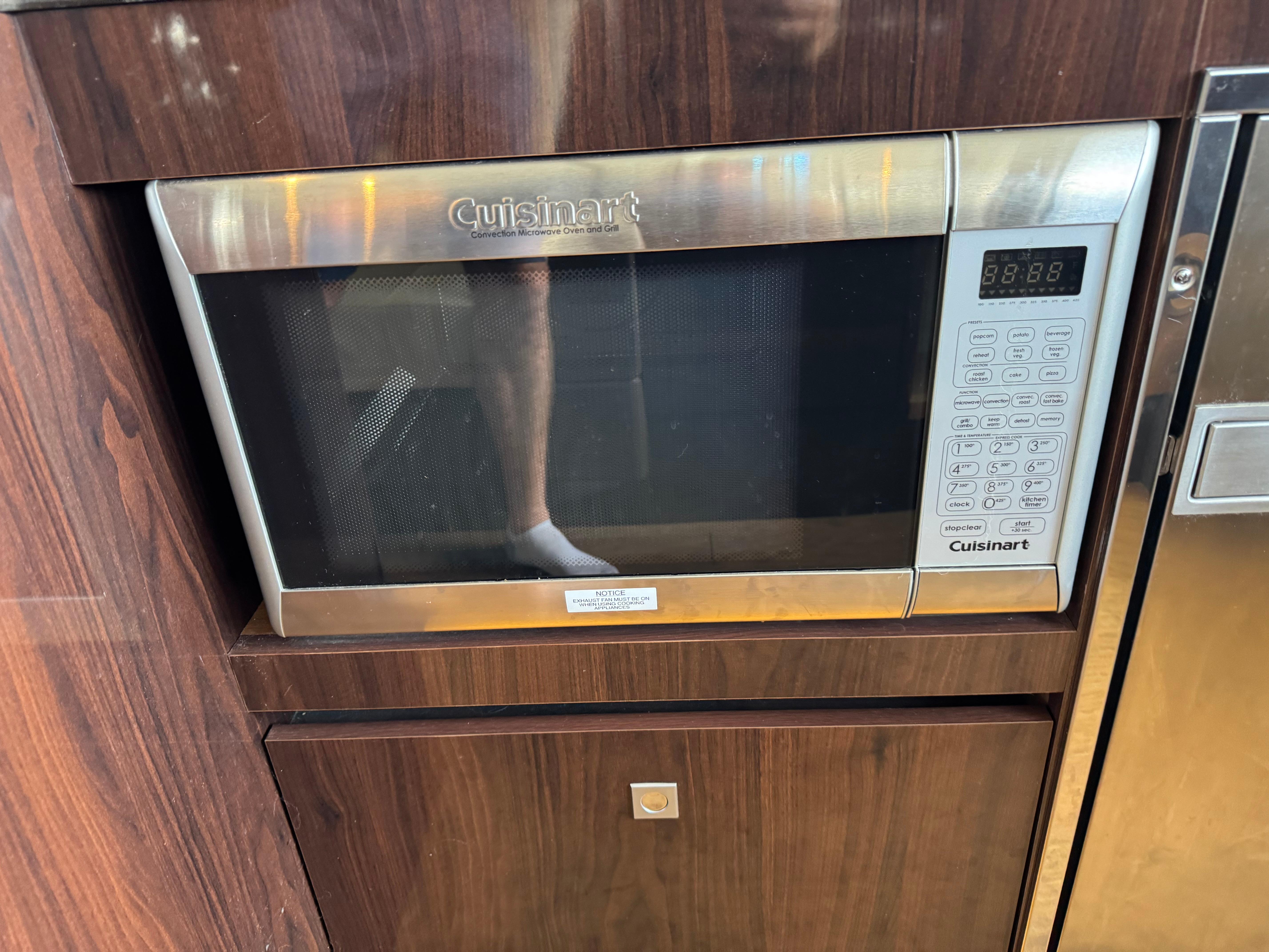 Cuisinart microwave in 2017 Sea Ray Sundancer 400 yacht kitchen.