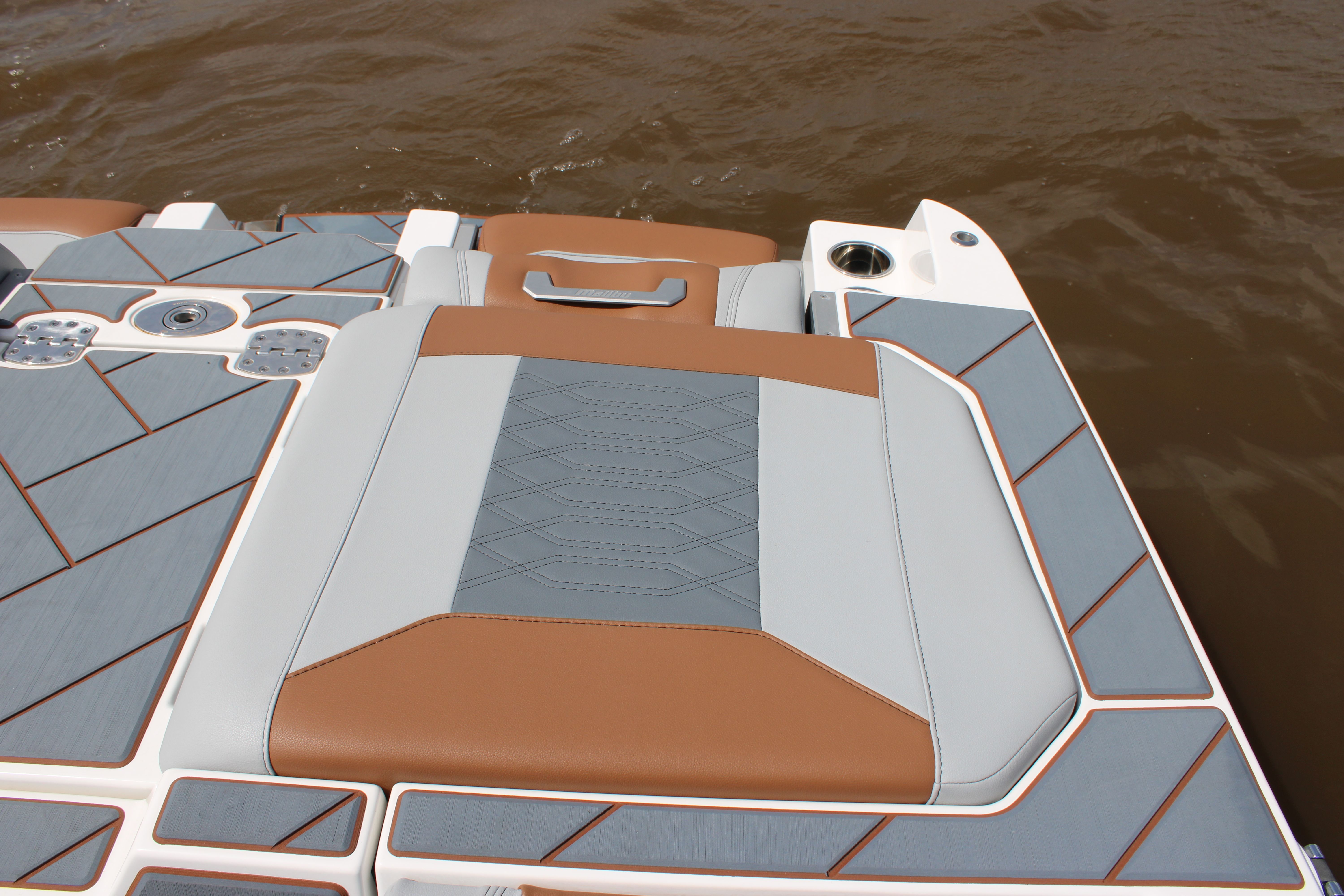 2024 Malibu 26LSV - 33