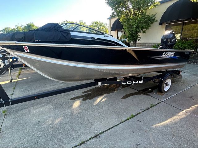 2021 Lowe WV1470