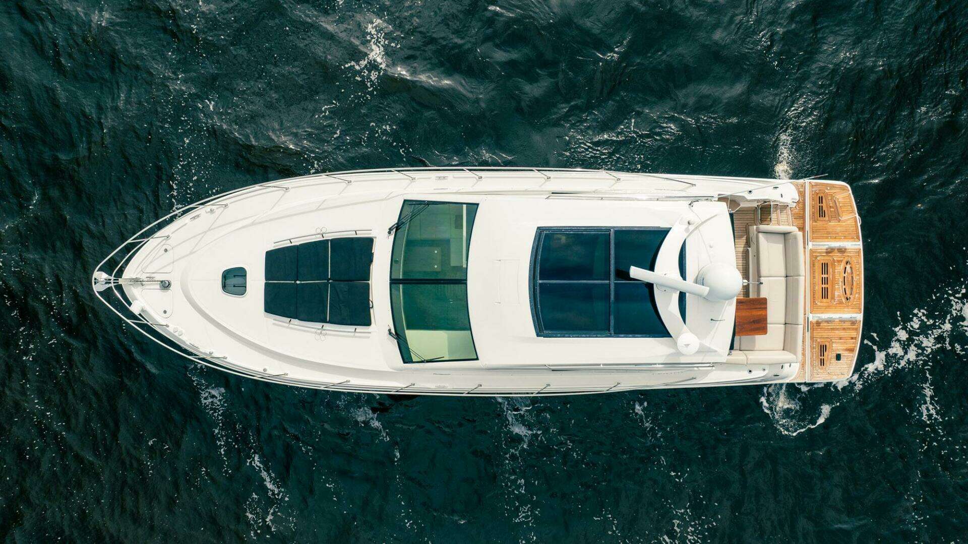2015 Sea Ray 510 Sundancer - Image 129